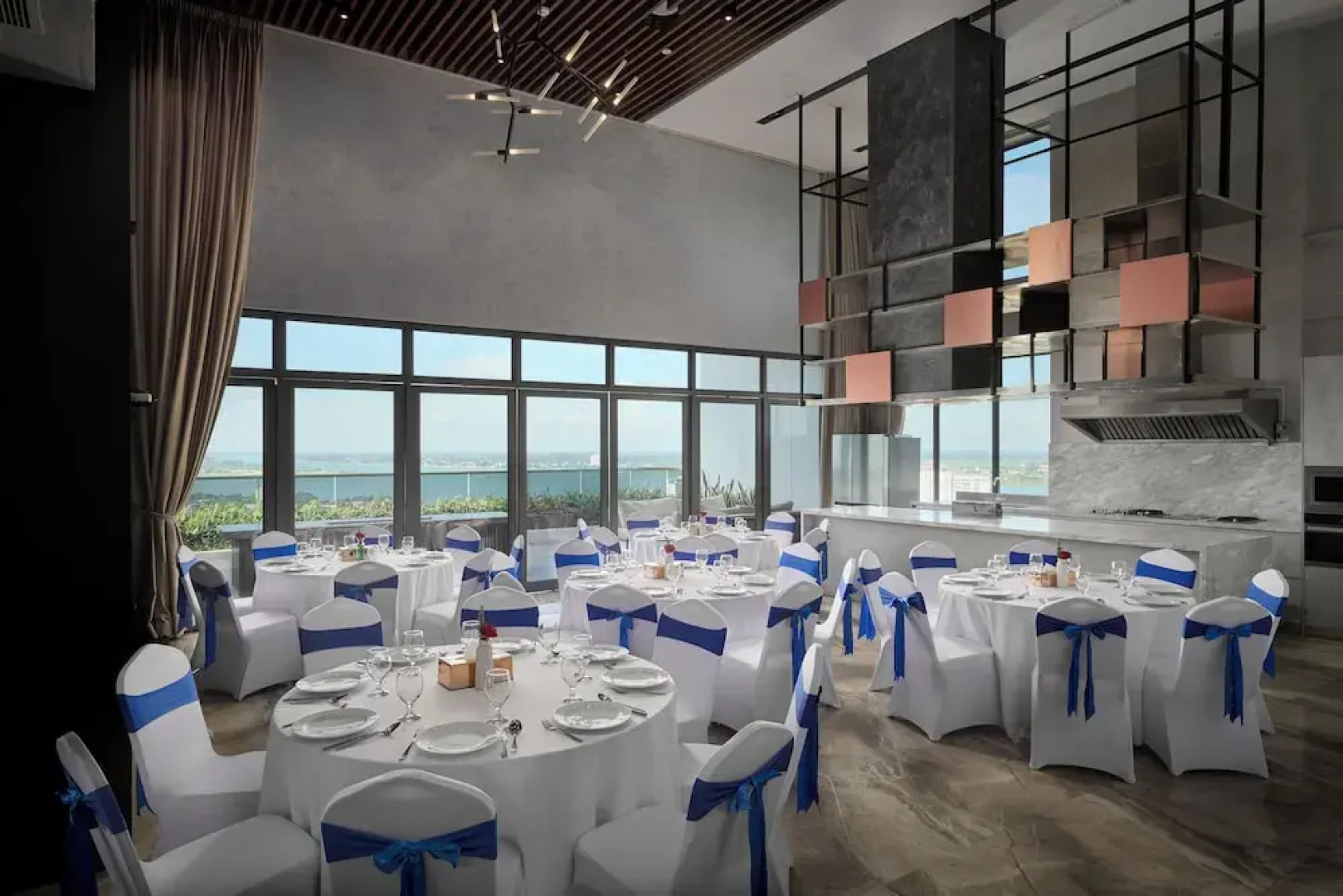 The Peninsula Phnom Penh