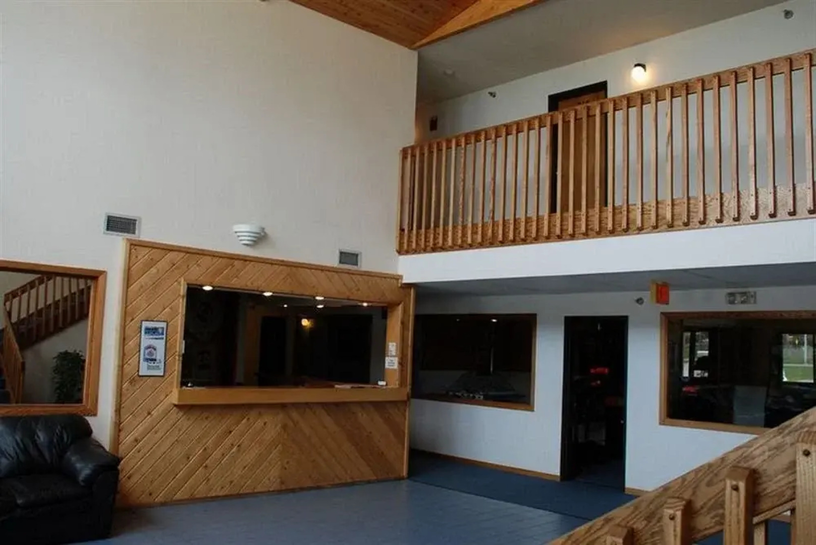 Americas Best Inns Warroad