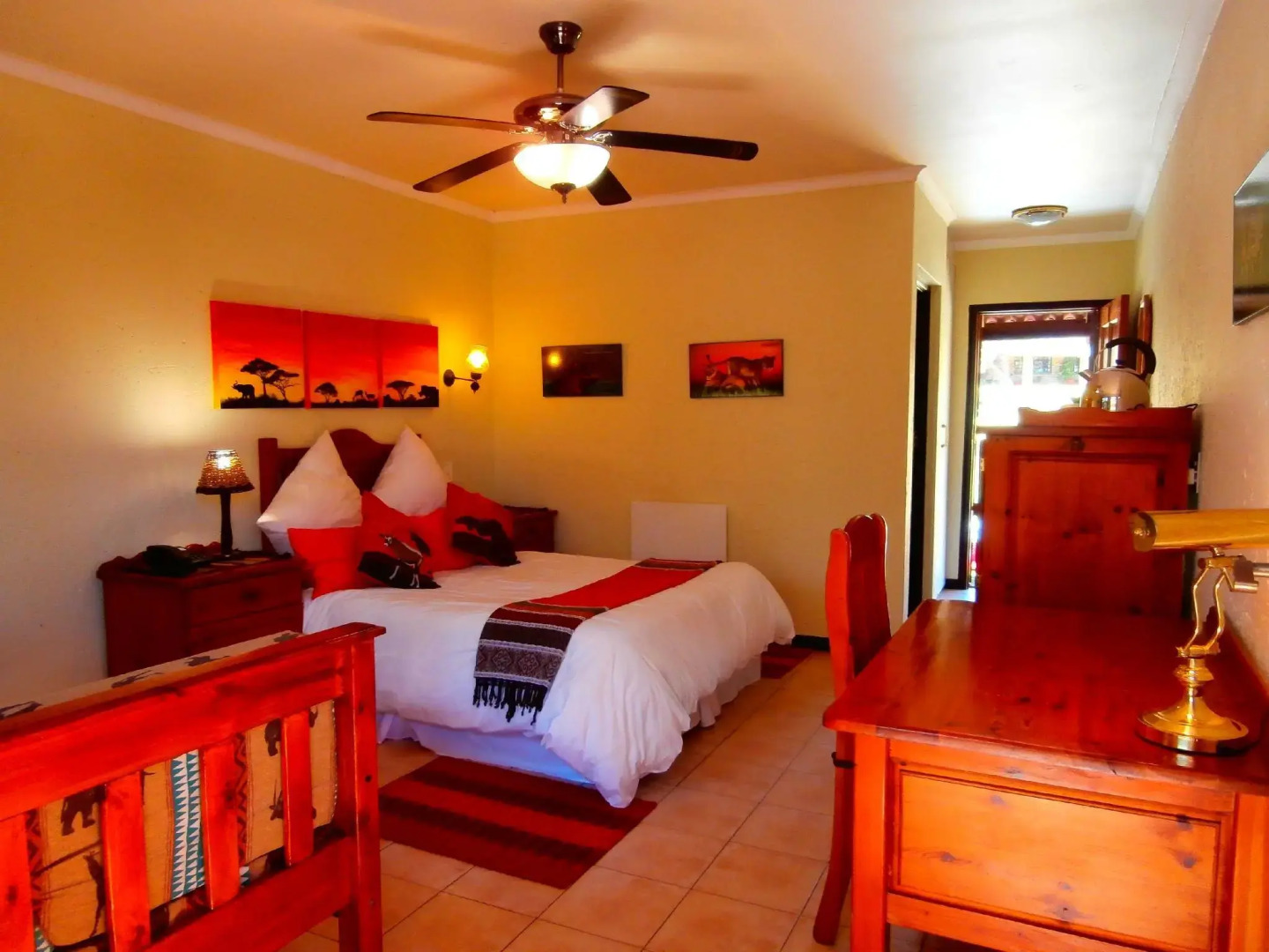 African Footprints Lodge