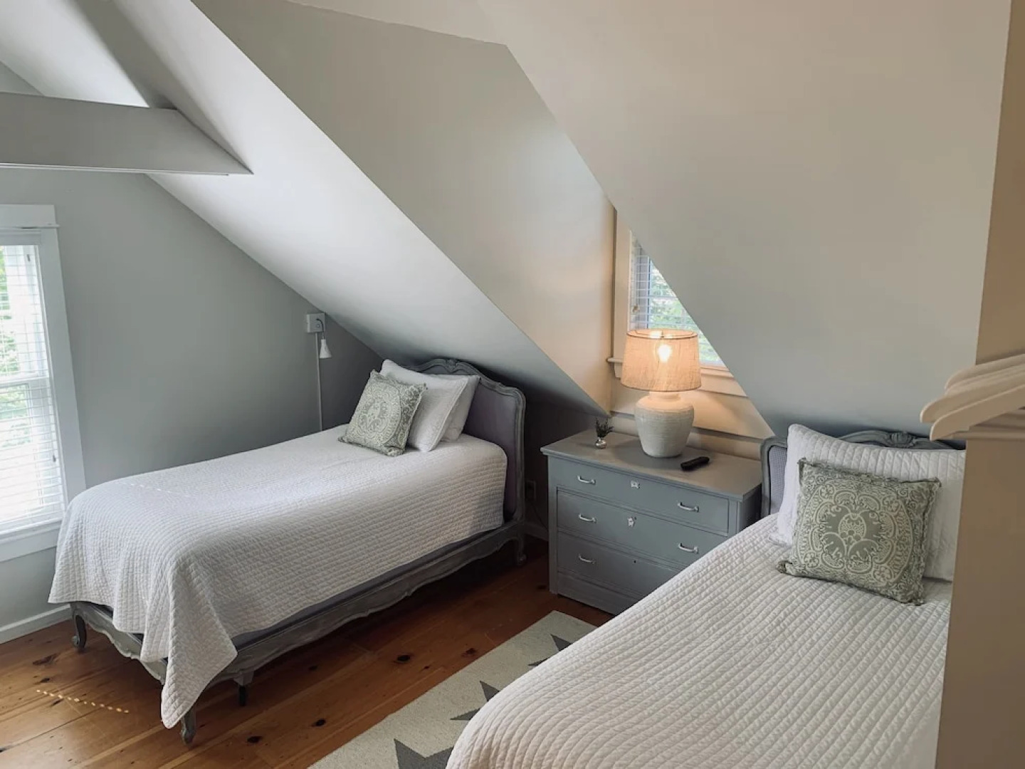 The Orchard House: Inn, Ice Cream, Cafe