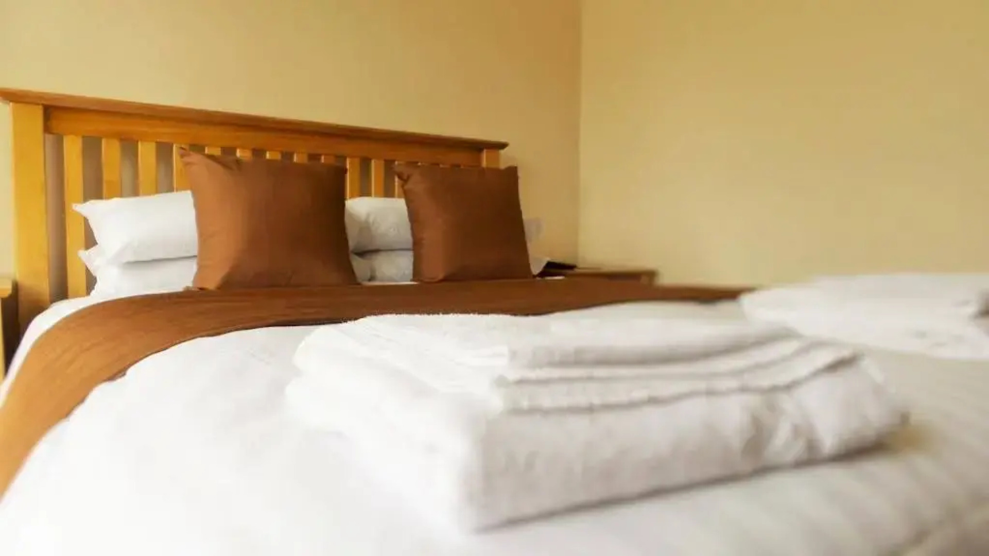 Roydon Marina Village Hotel