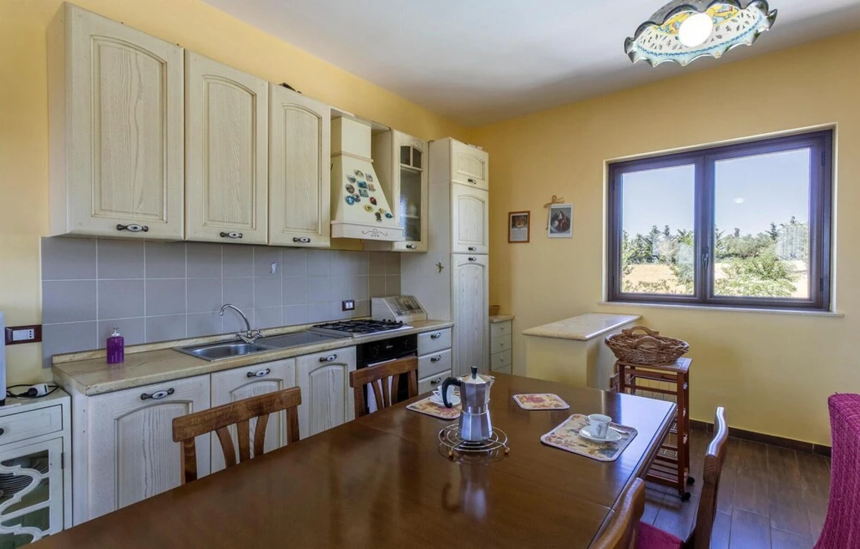 Awesome Home in Aragona With 5 Bedrooms and Outdoor Swimming Pool