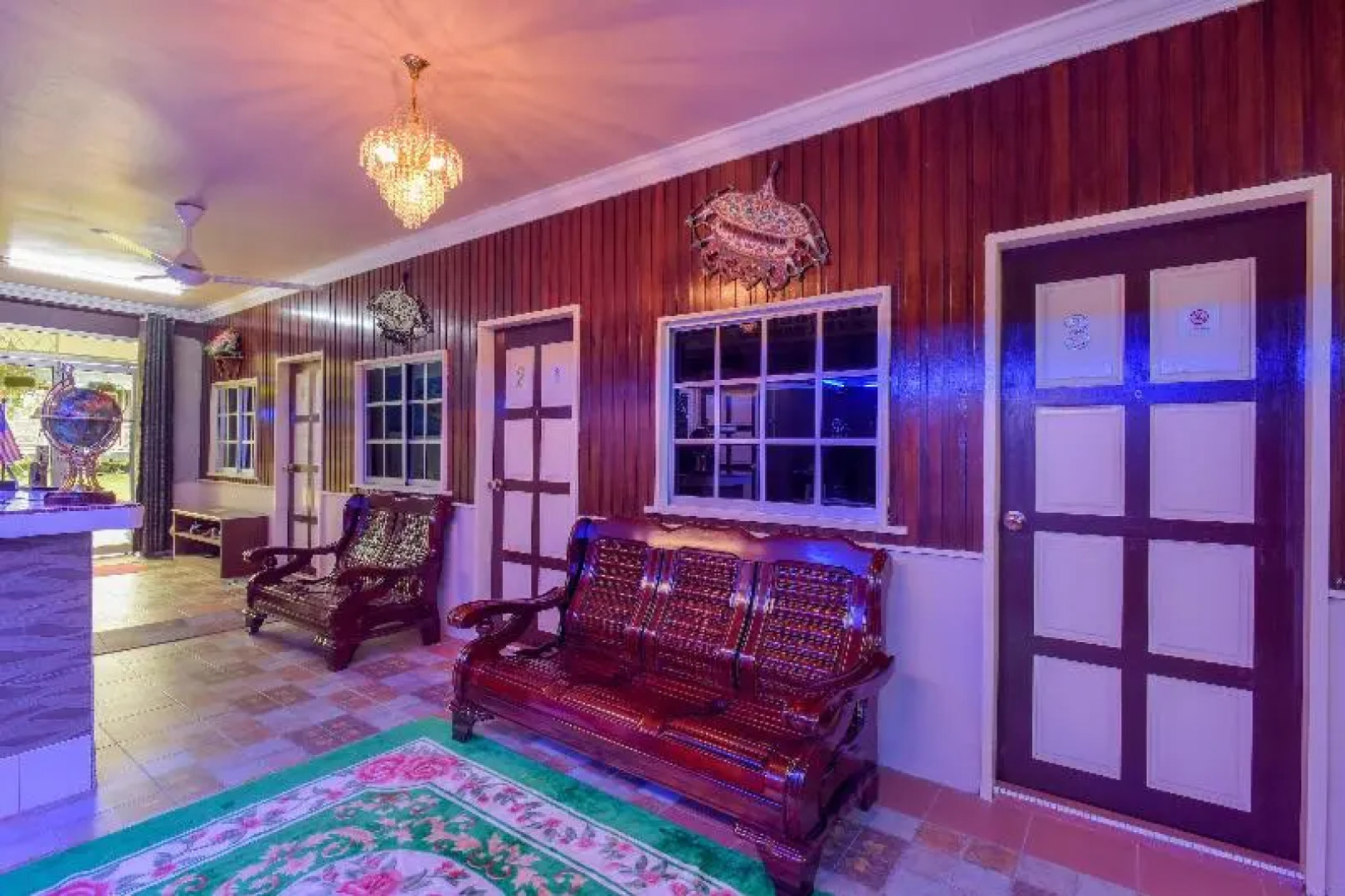 SPOT ON 90142 Bubul Paradise Inn