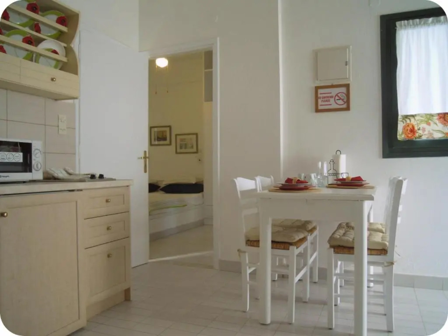 Palemilos Apartments