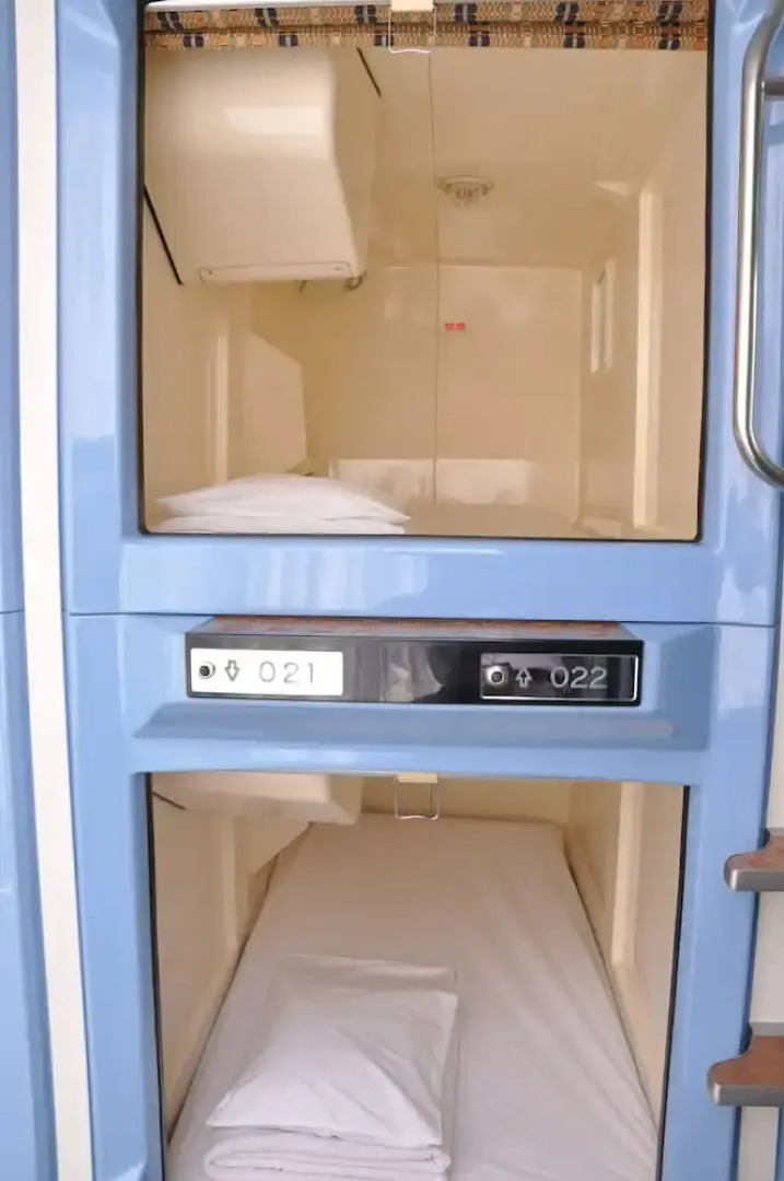 Capsule & Sauna Japan – Caters to Men