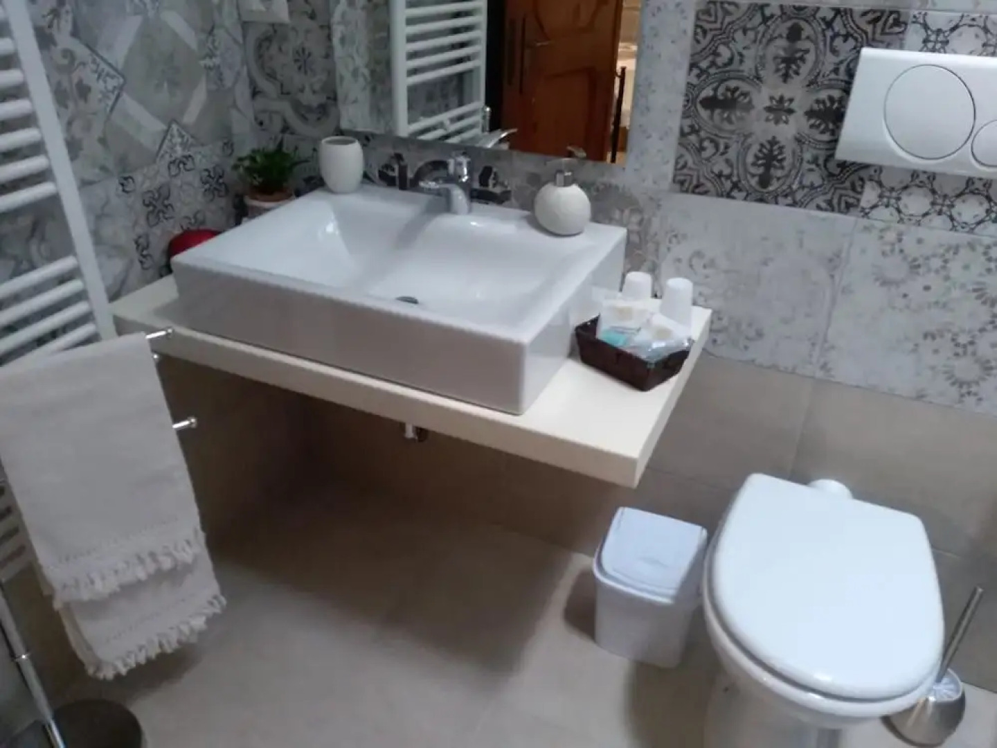 Xenios Torre Suda B&B