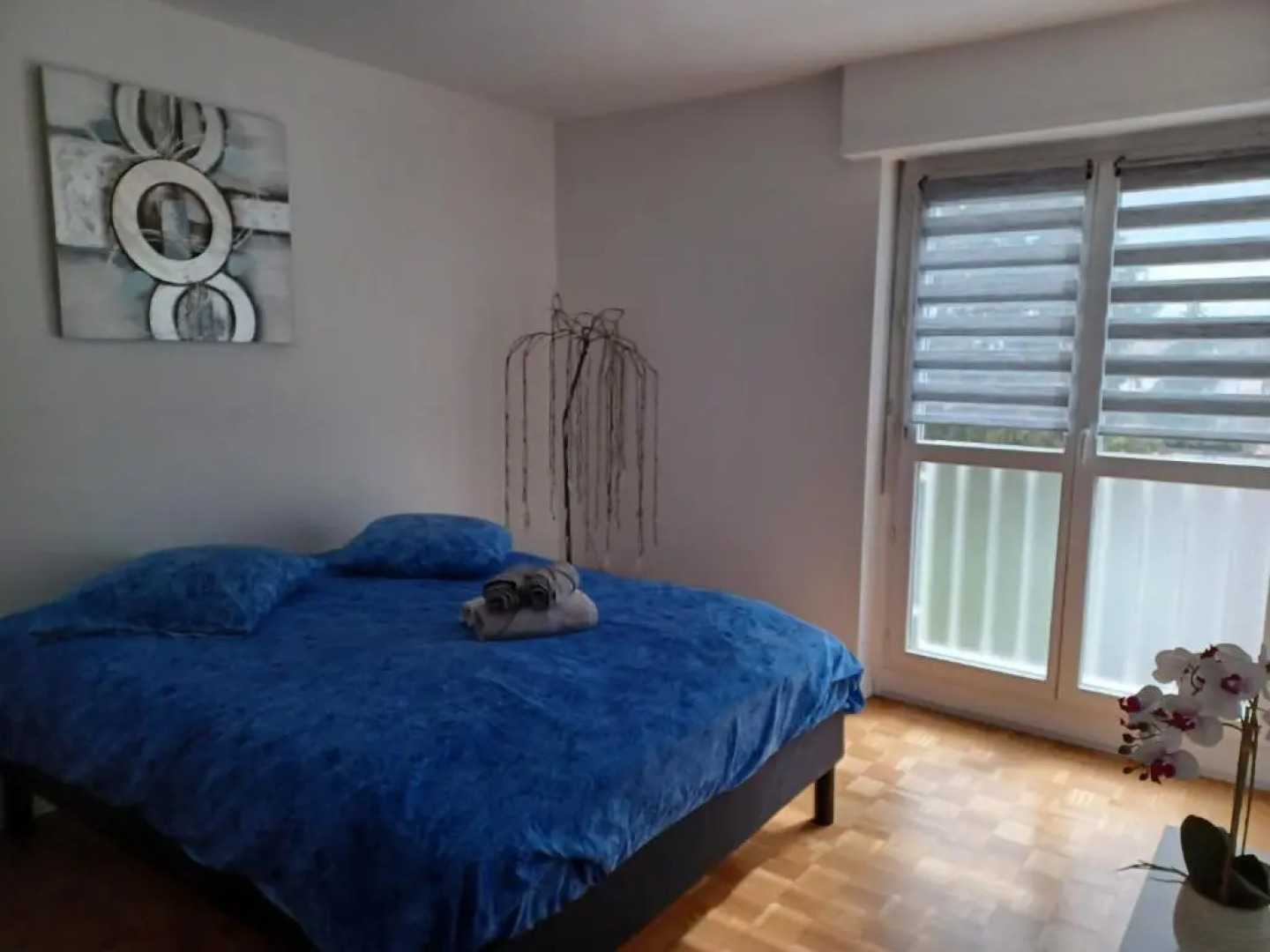 Travel homes spacieux et paisible parking privé