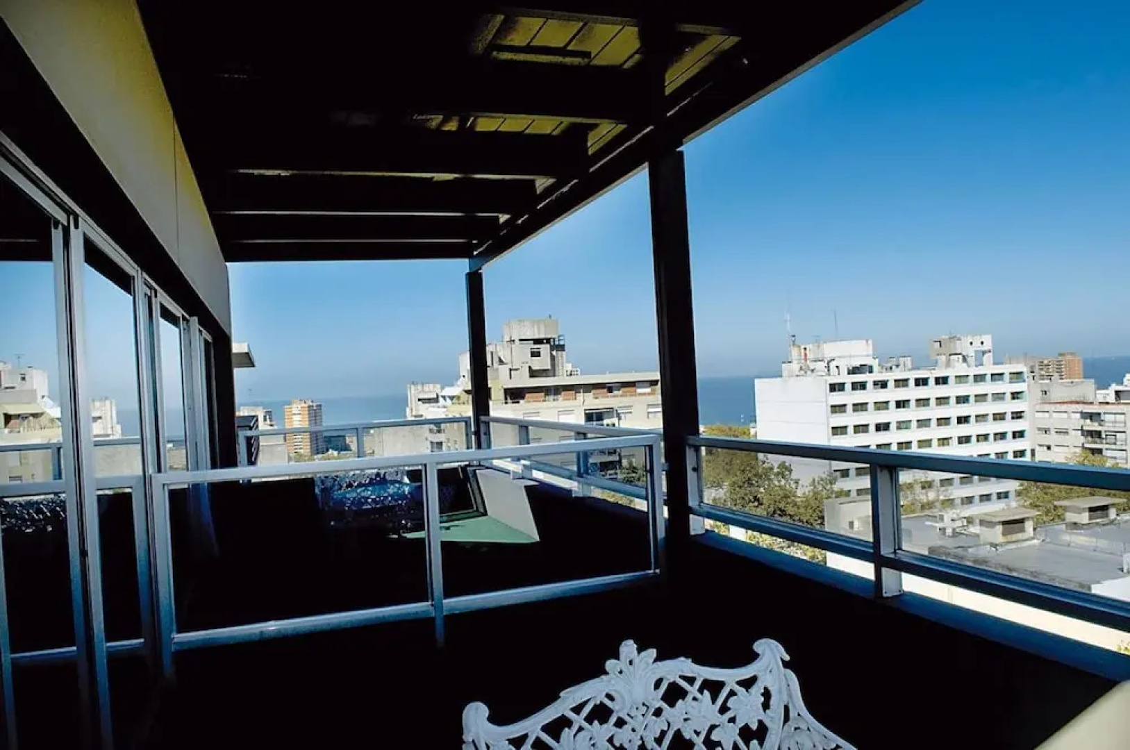 Hotel Embajador