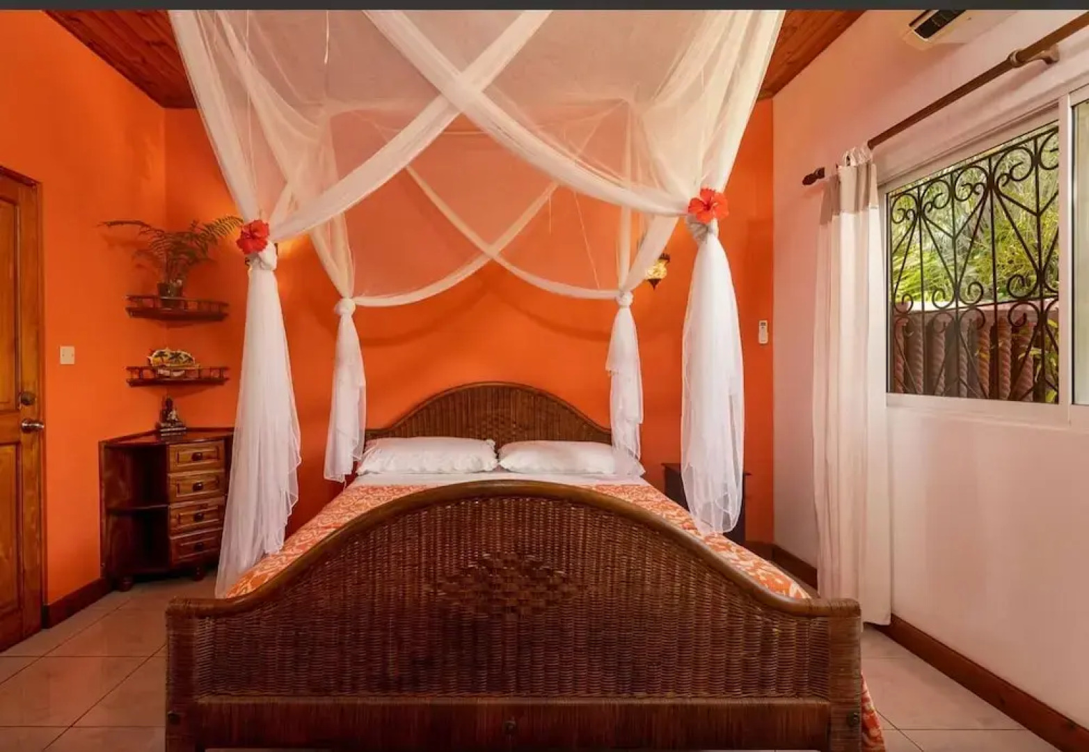 Room-effies Mountain View Villa - Gecko