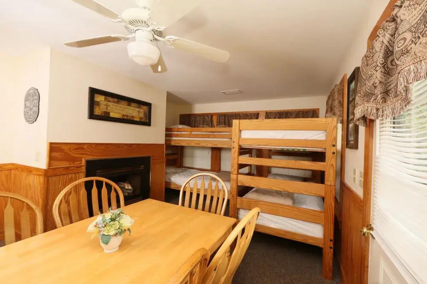 Walnut Grove 2 3 Br cabin by RedAwning