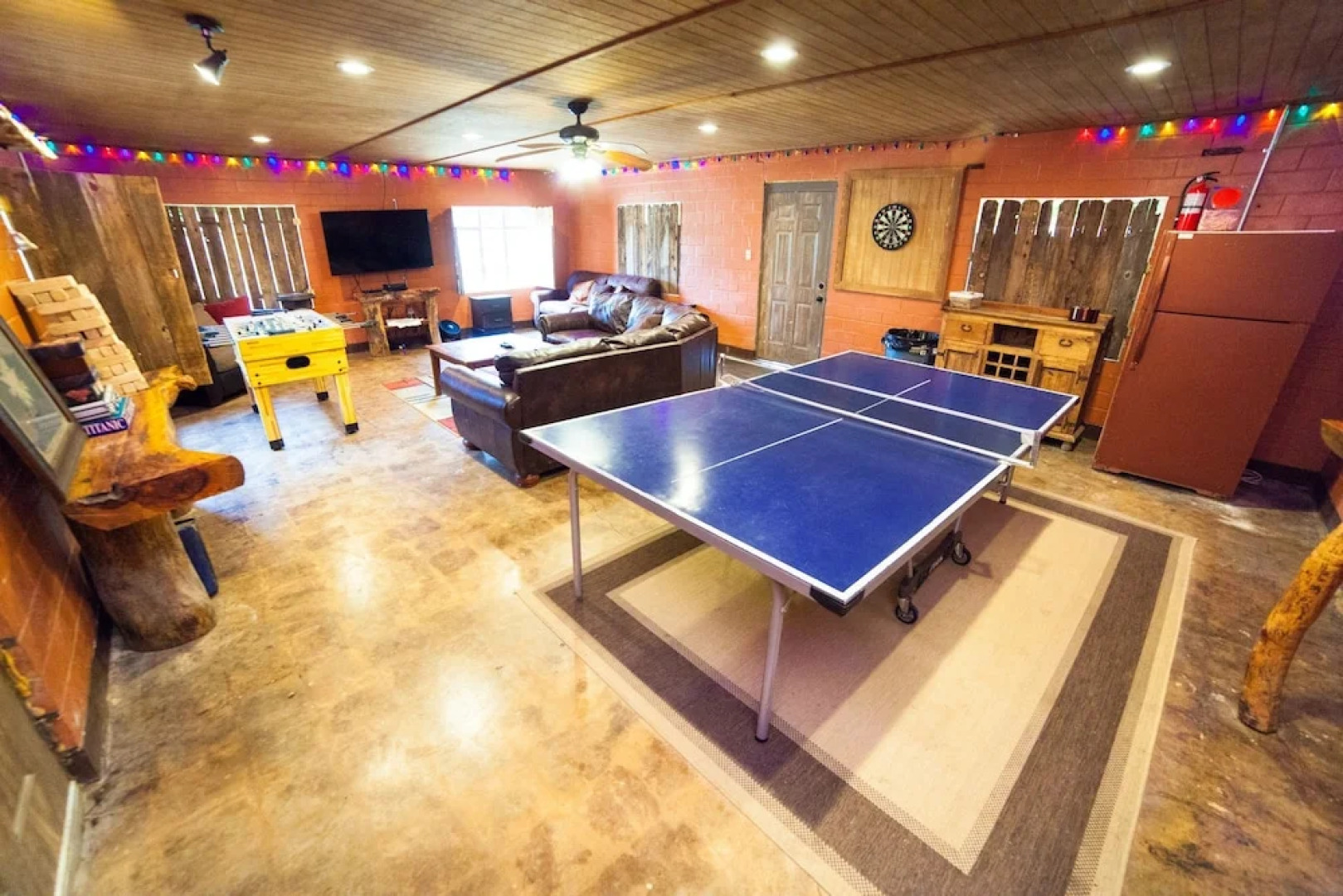 Geronimo Creek Retreat- Tipi 0 Bird Sings