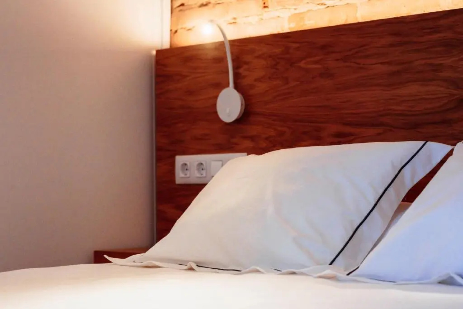 Apartamentos Plaza de España 6