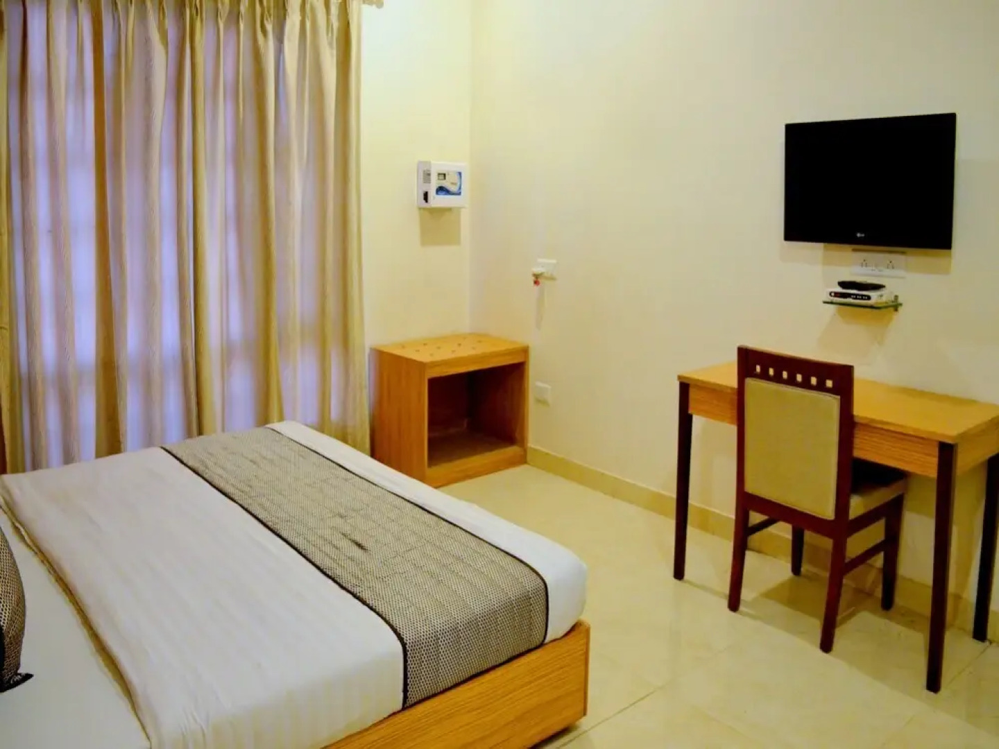 Tekarees Guest House