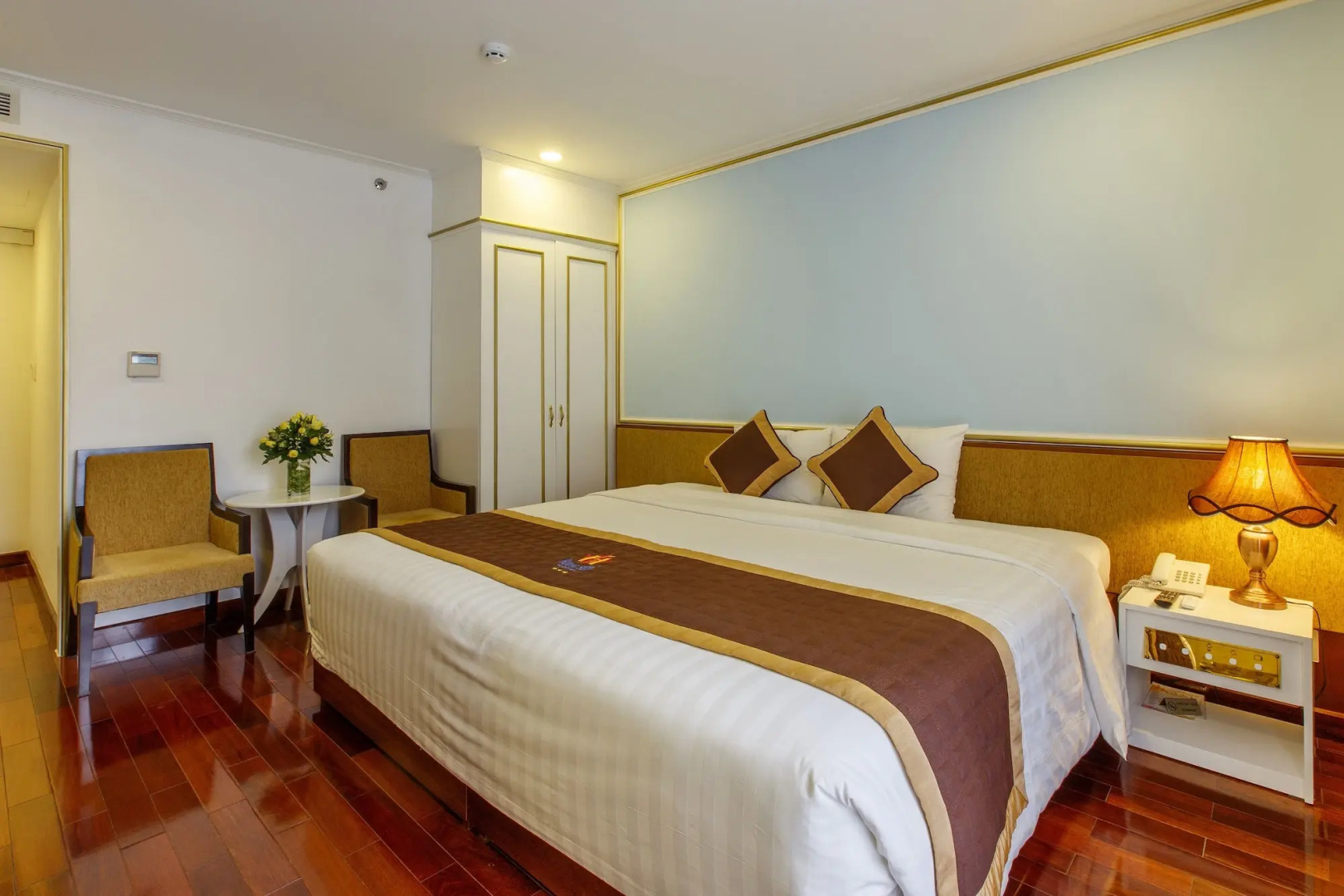 Huong Sen Annex Hotel