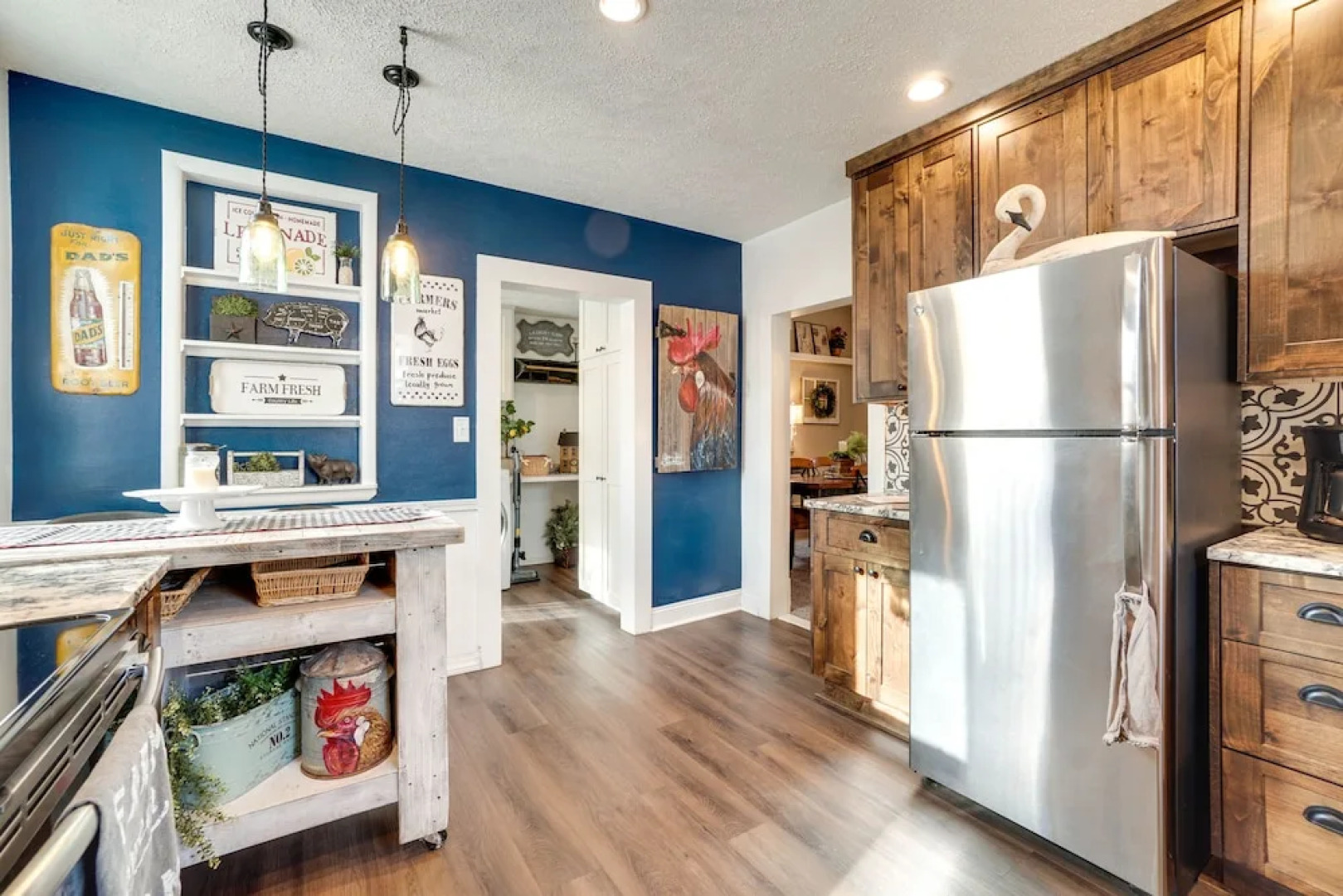 Walk to University: Dtown Laramie Home!