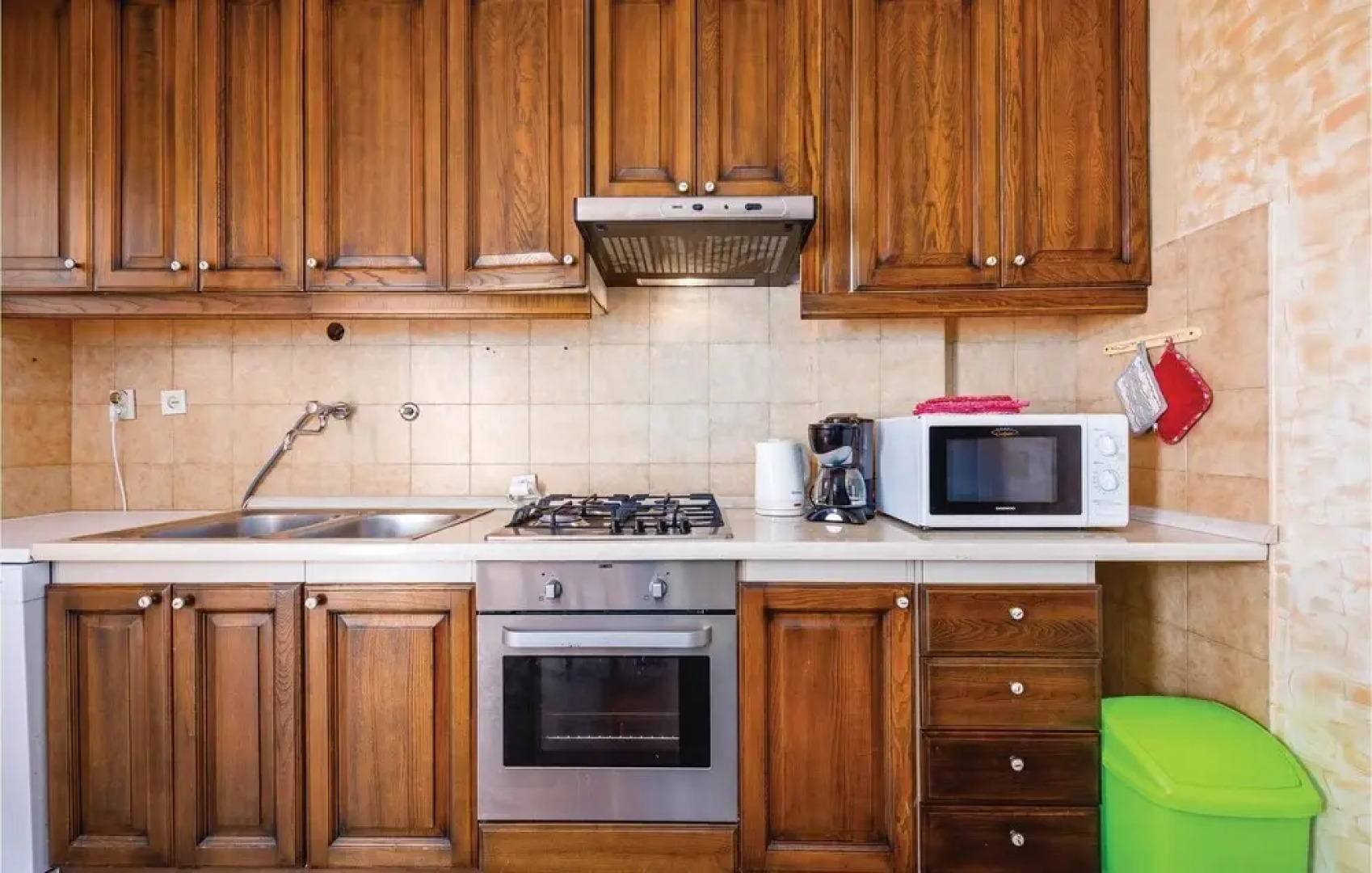 Stunning Home in Rovinj With Wifi and 5 Bedrooms