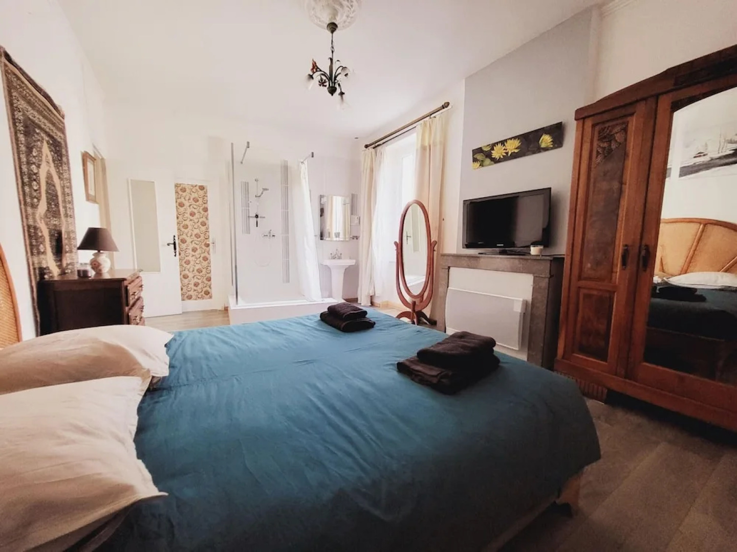 Bright Apartment in Saint Ambroix Near Amenities