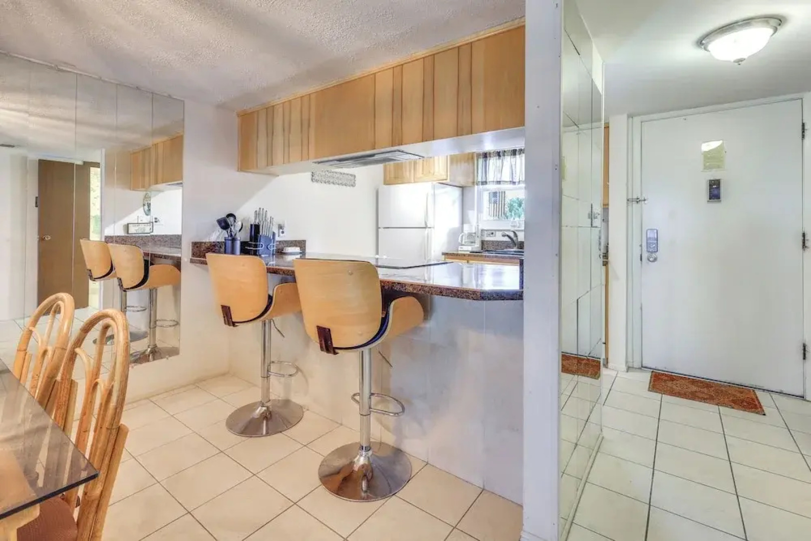 Riverfront Weleka Condo w/ Dock & Pool Access