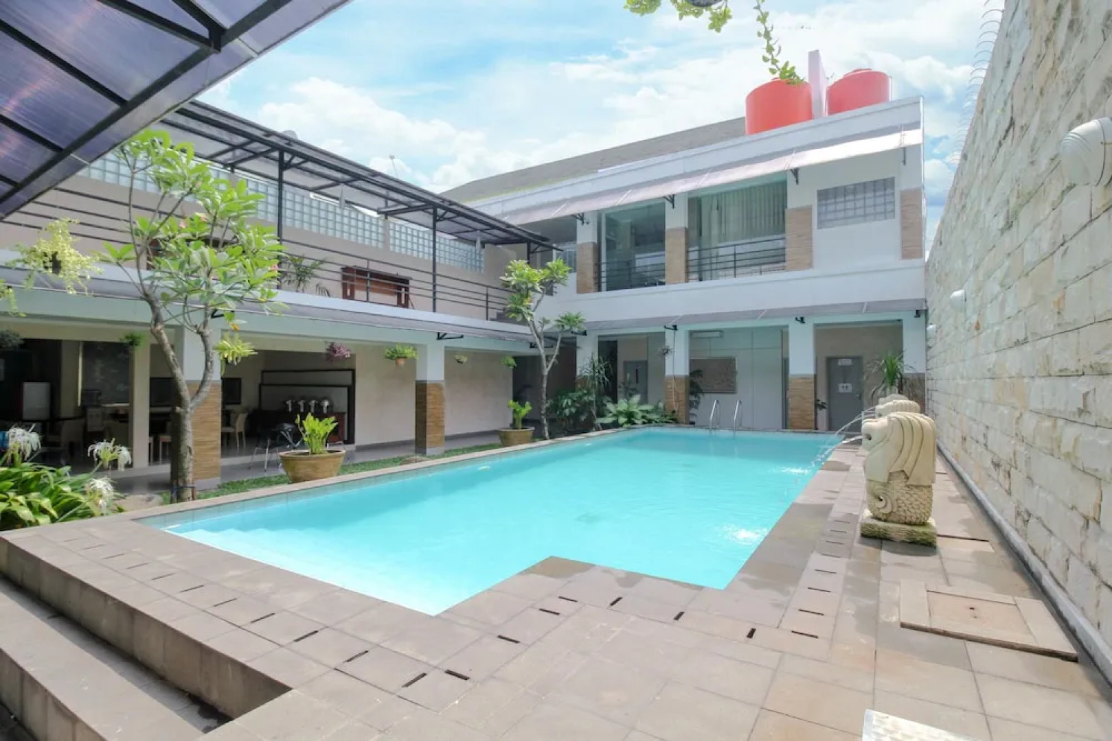 Airy Terminal Tirtonadi MT Haryono 80 Solo