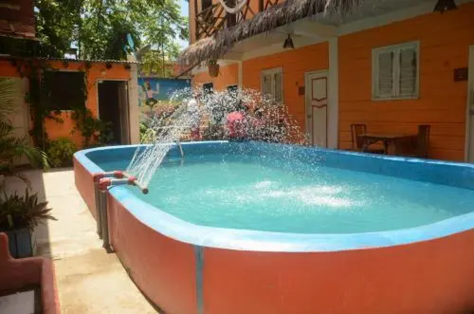 Arrecife Montañita Hostal