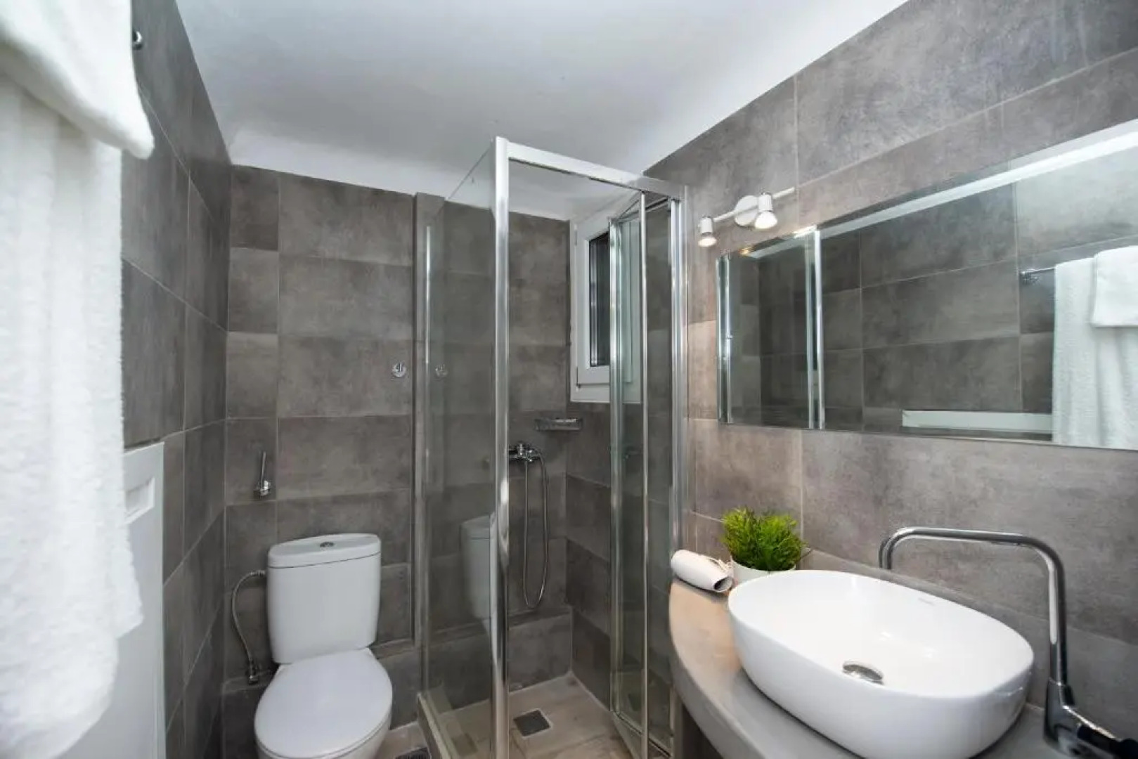 Superior Beachfront Apartment 1 with view to the Aegean Sea