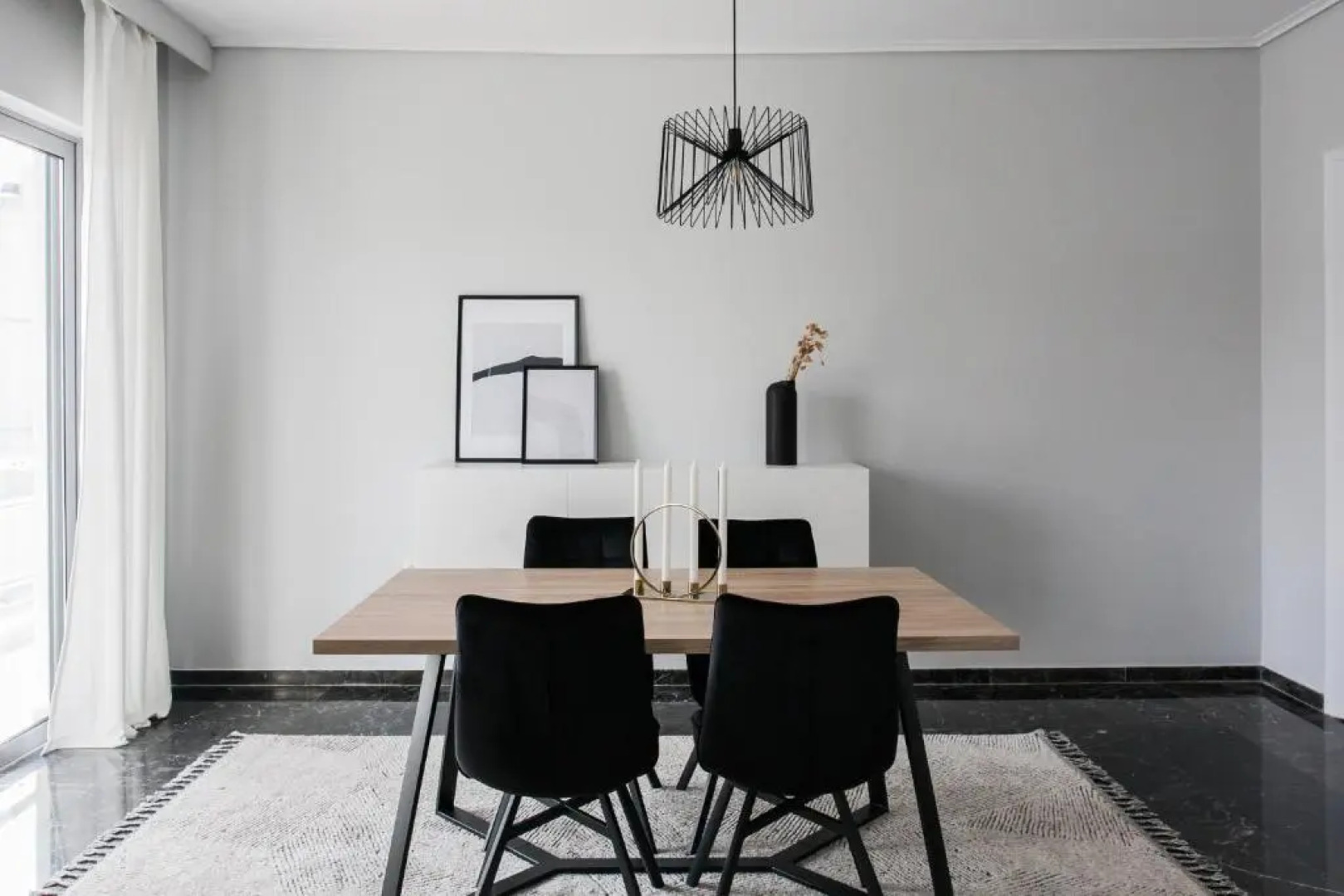 Spacious & Airy 1BR Apartment near HELEXPO Marousi by UPSTREET