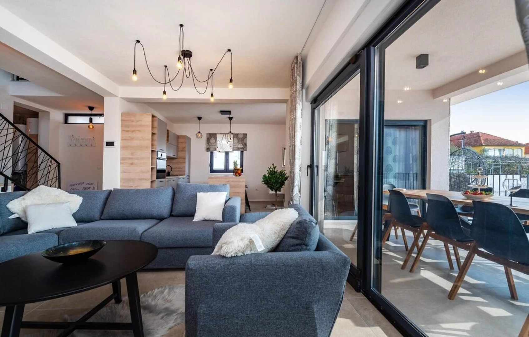 Nice Home in Biograd na Moru With 5 Bedrooms, Wifi and Outdoor Swimming Pool