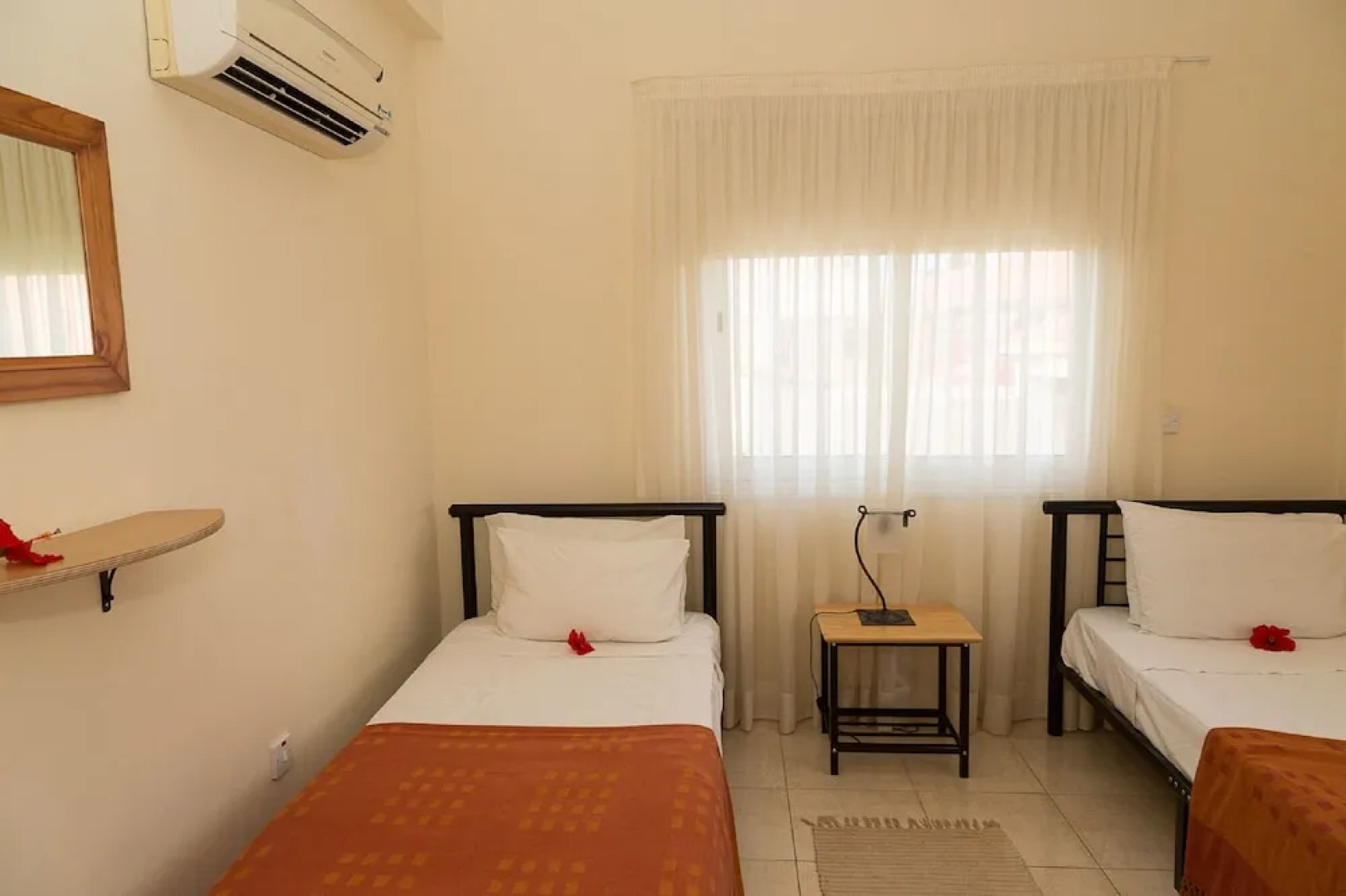 Coral Bay Sunbeam Villa