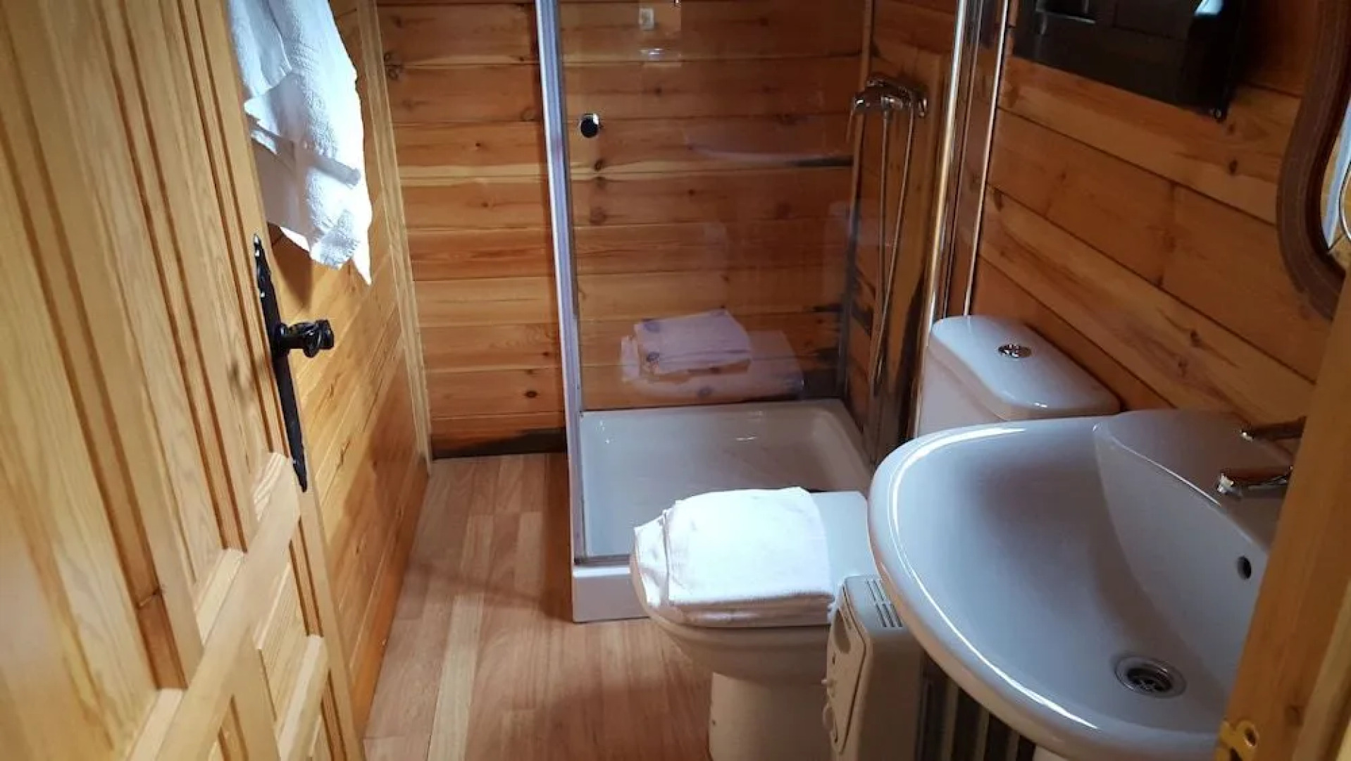 Hostal Restaurant Pous de la Neu