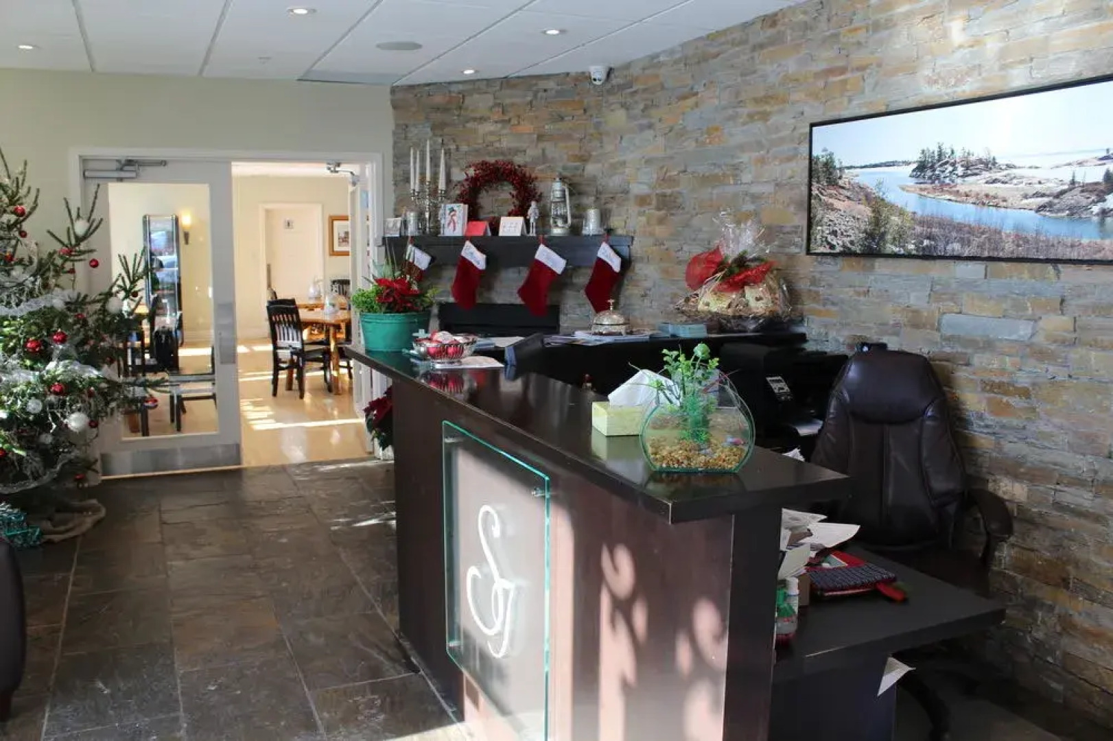 Sportsman's Inn Resort & Marina