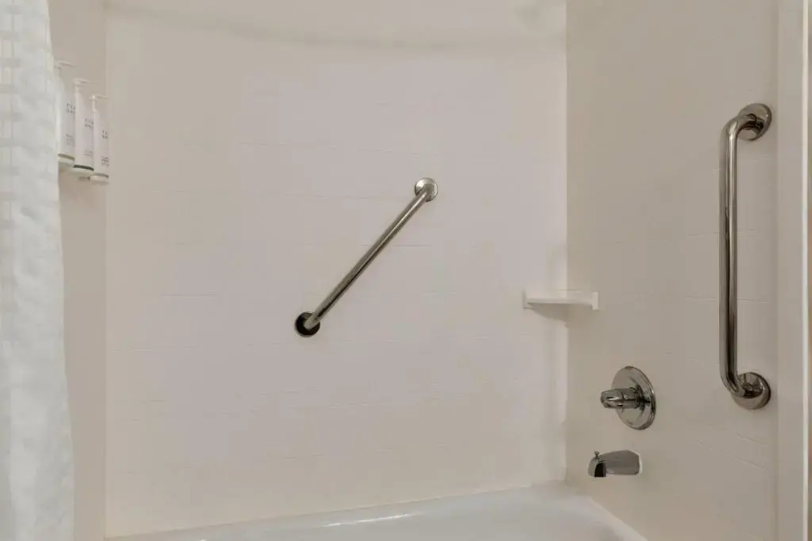 Days Inn & Suites Prattville-Montgomery