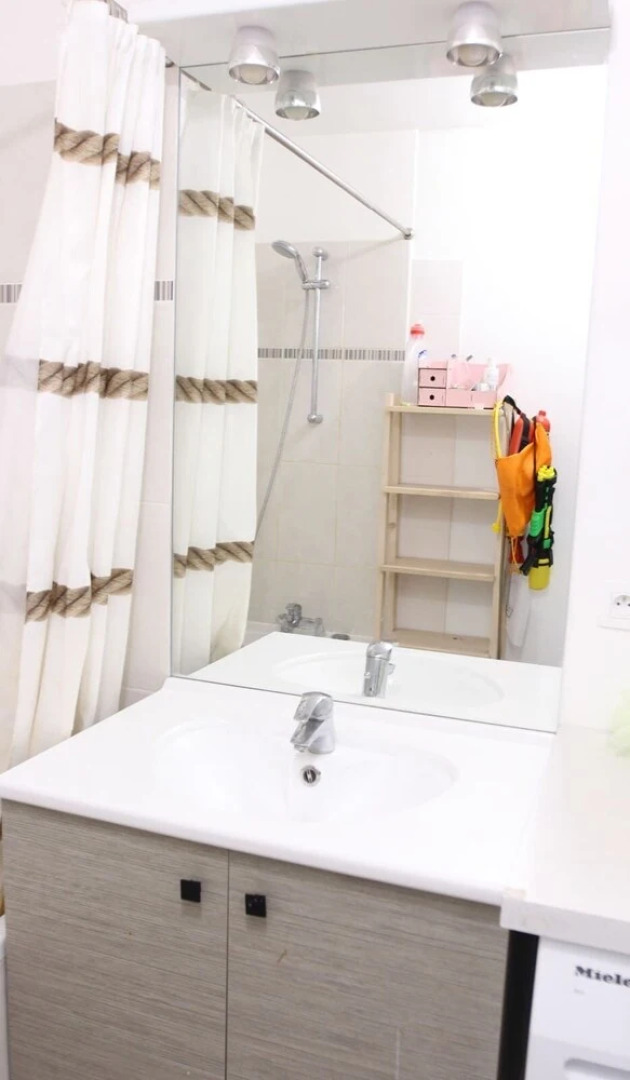 Beautiful Apartment With Balcony Near Paris