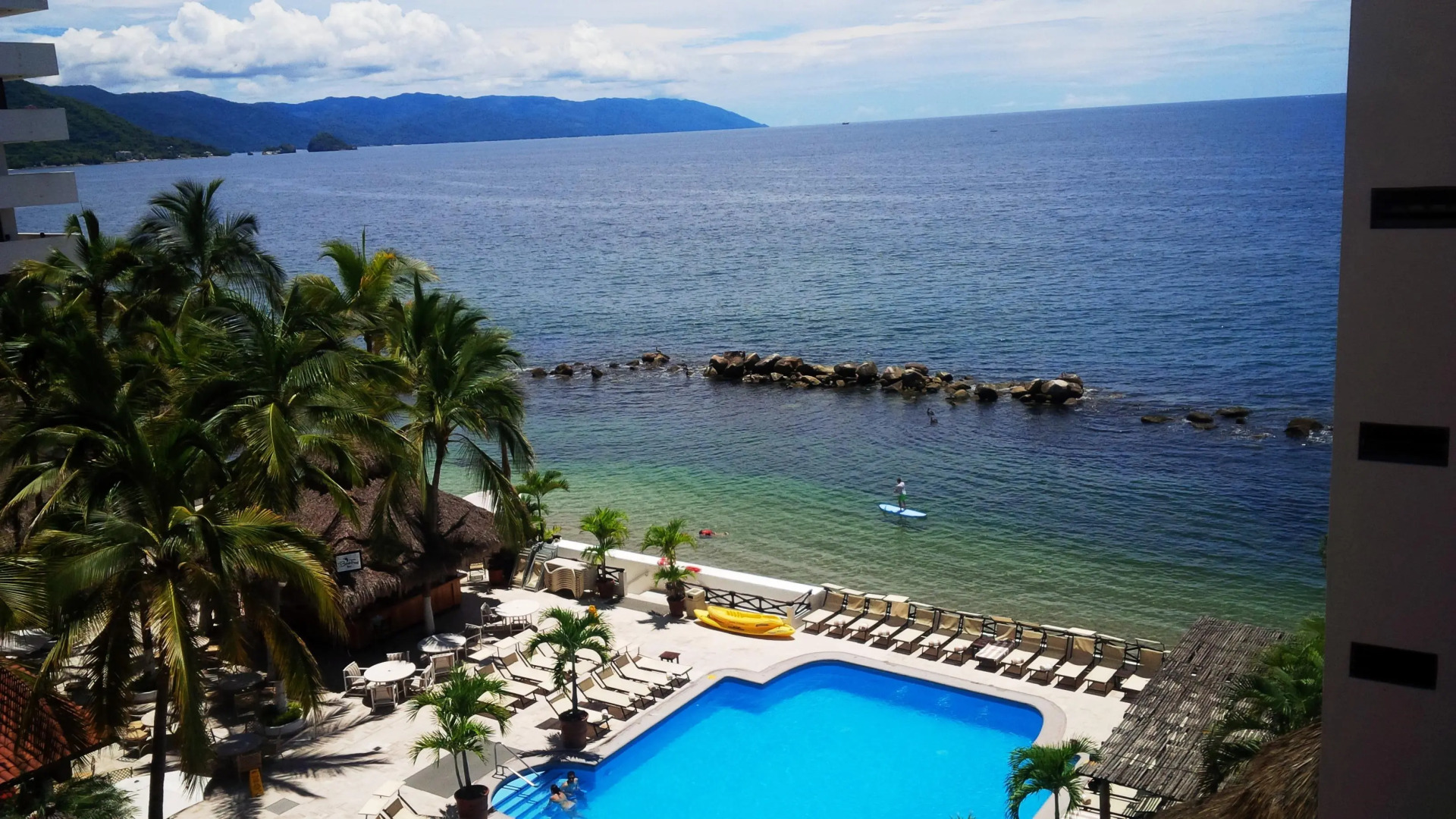 Costa Sur Resort & Spa