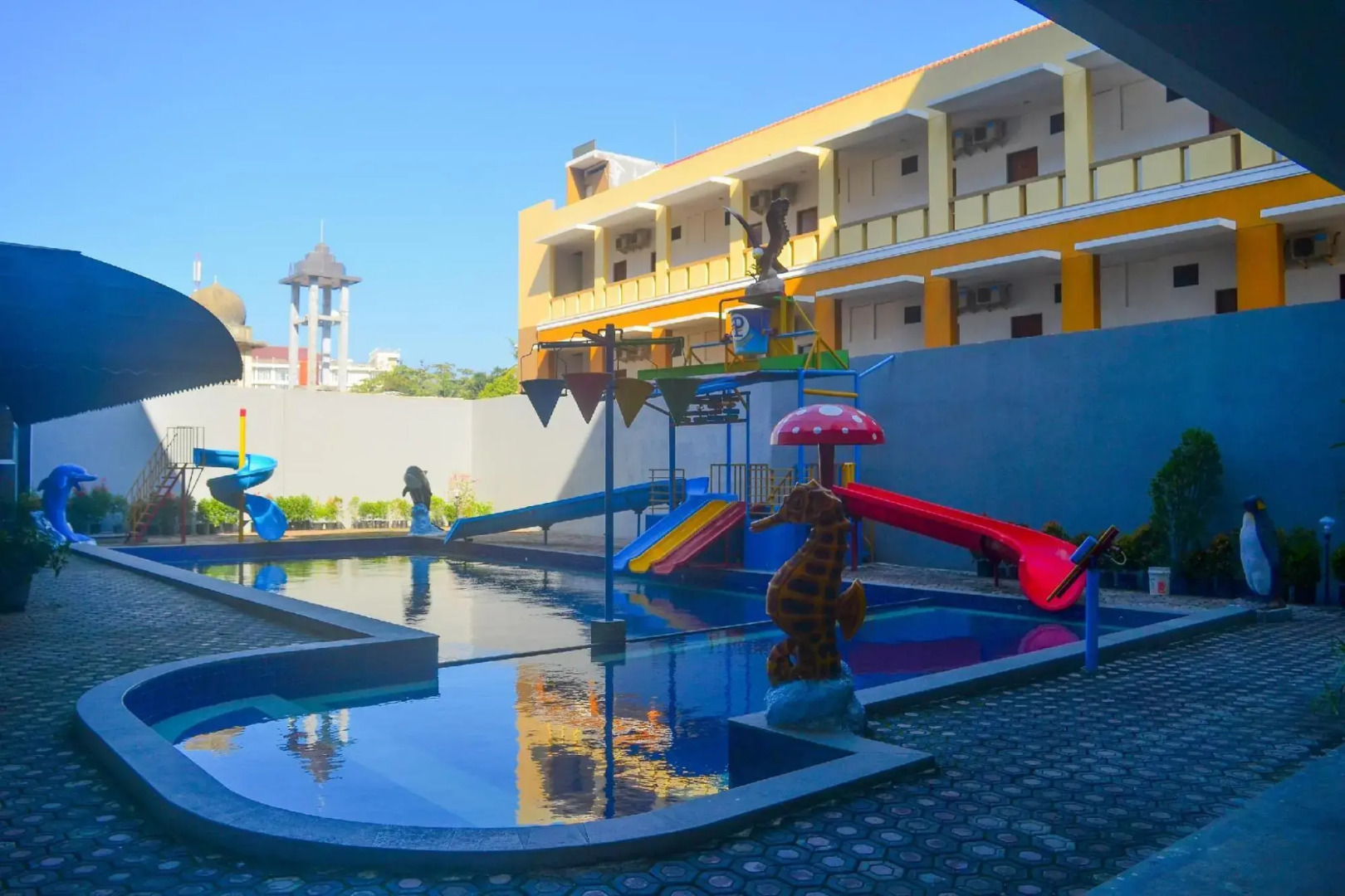 Hotel Grand Pacific by OYO Rooms