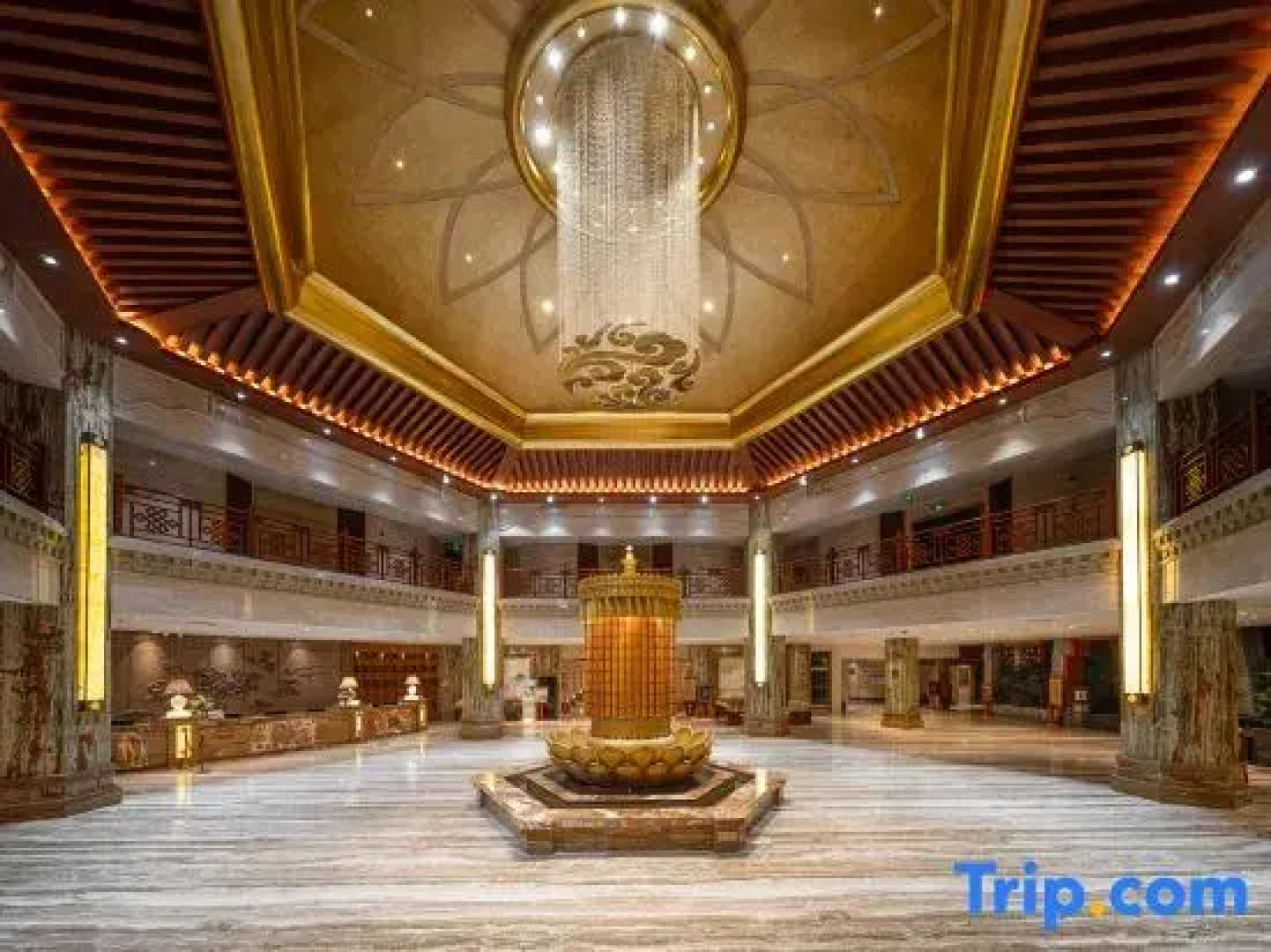 Wyndham Grand Plaza Royale Jiuzhaigou