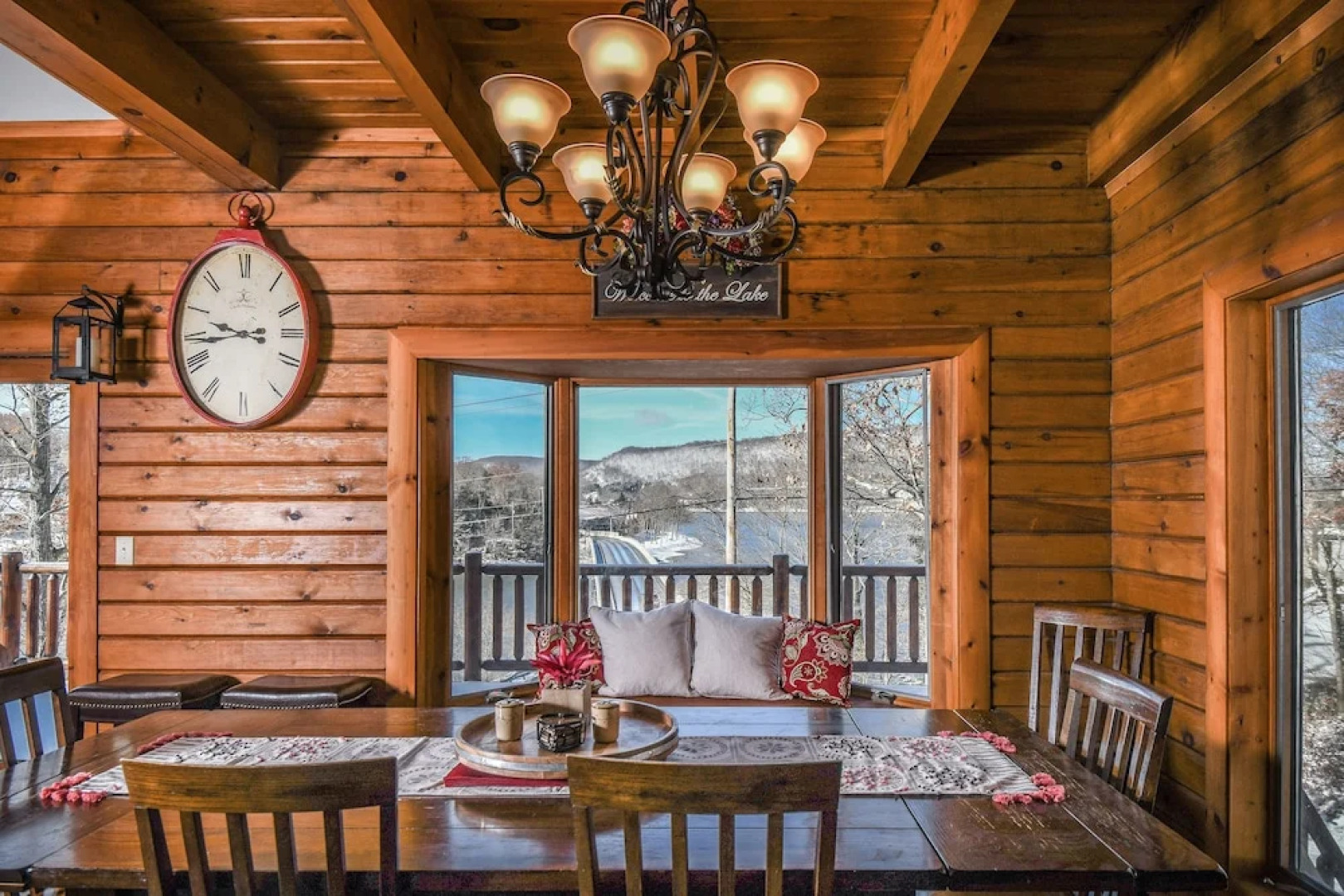 Pinnacle Retreat 5 Bedroom House