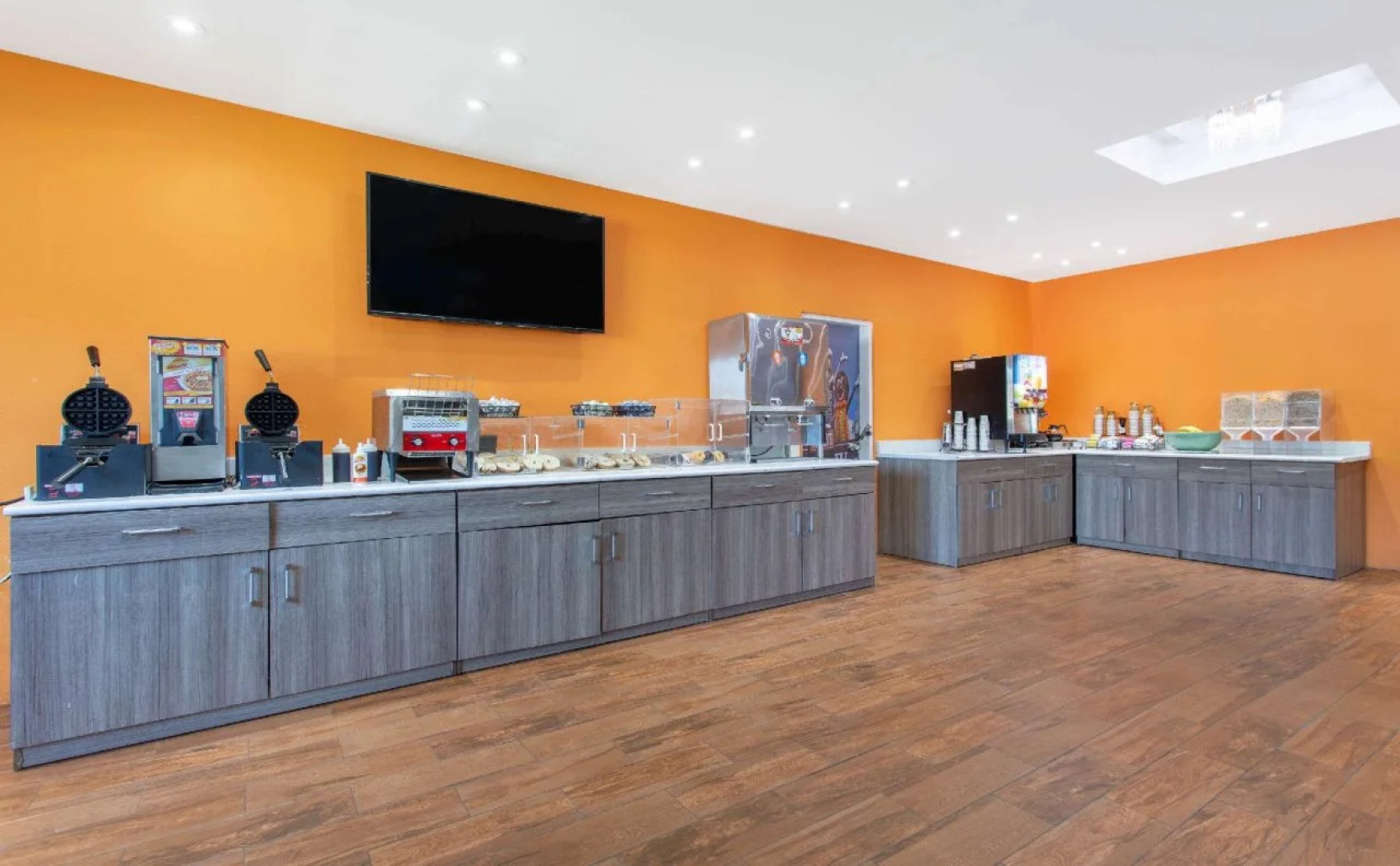 Howard Johnson by Wyndham Harrisburg