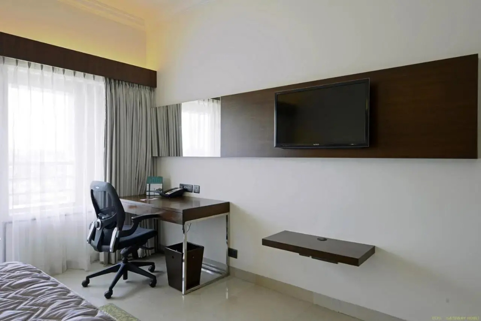 The Gateway Hotel Lakeside Hubli