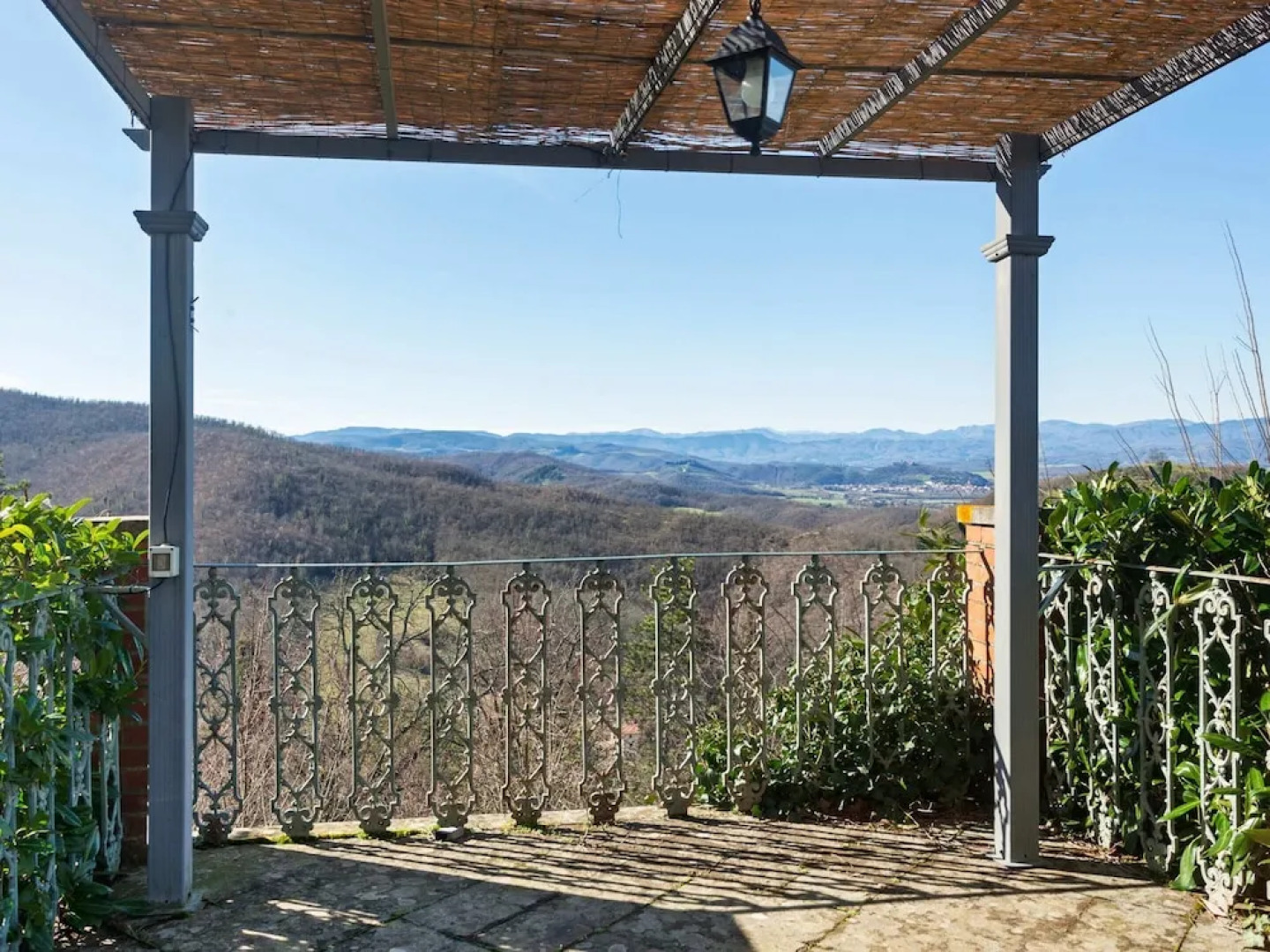 Belvilla by OYO Cosy Holiday Home With Pool