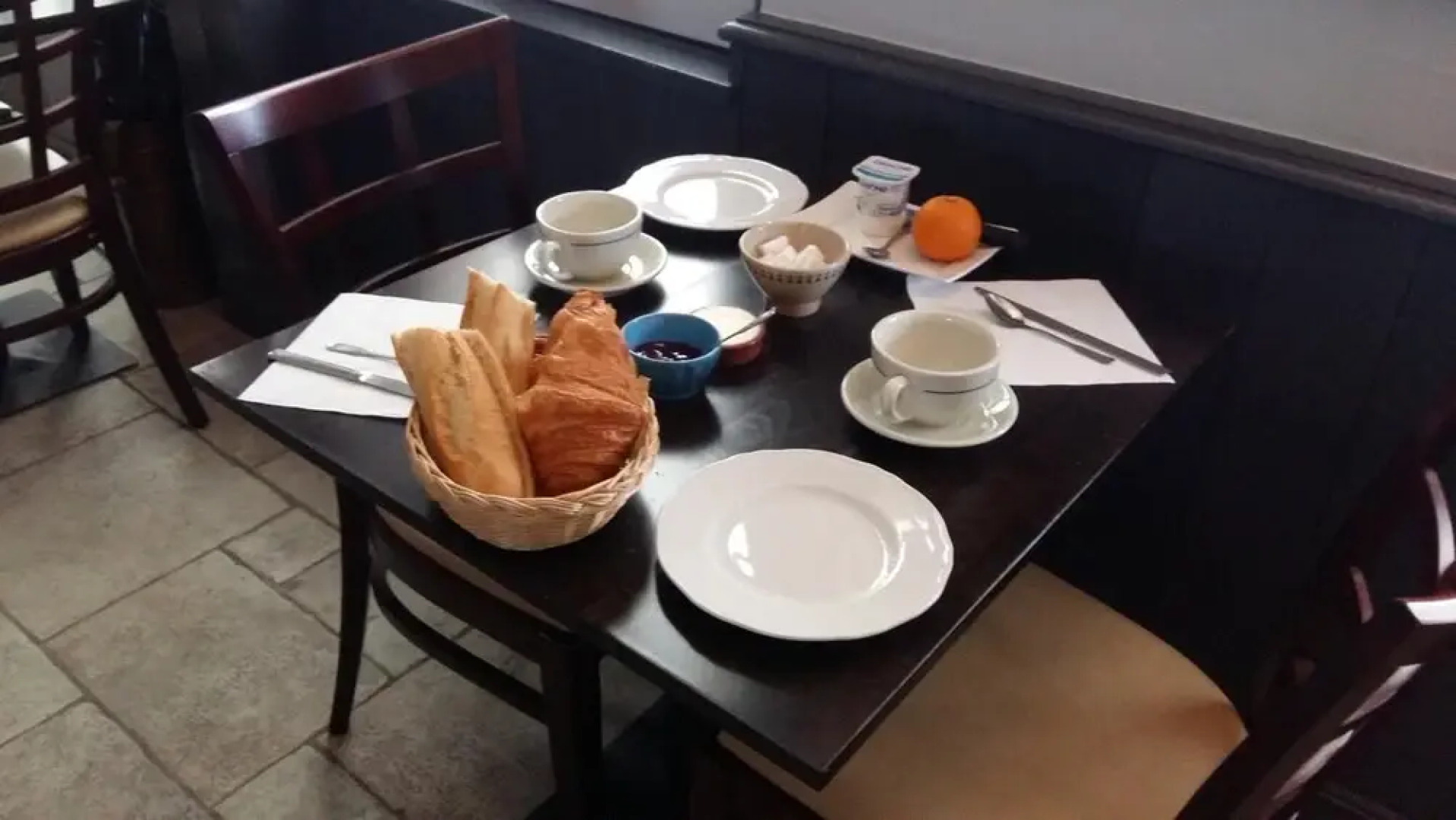 Hotel Restaurant L'Emeraude