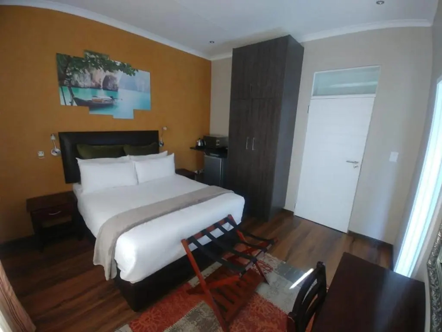Scenery Bed And Breakfast