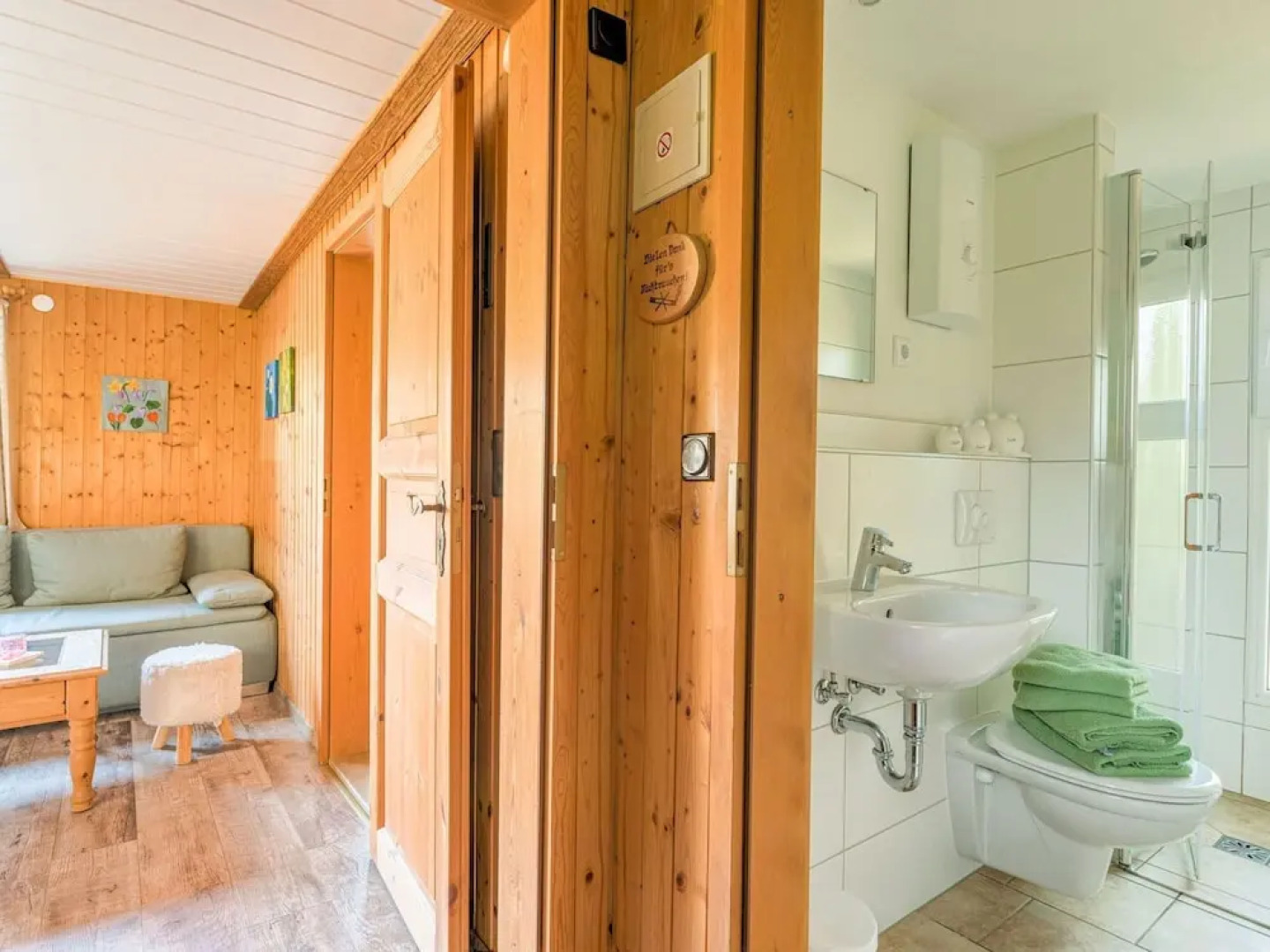 Hideaway With Lakeside Leisure