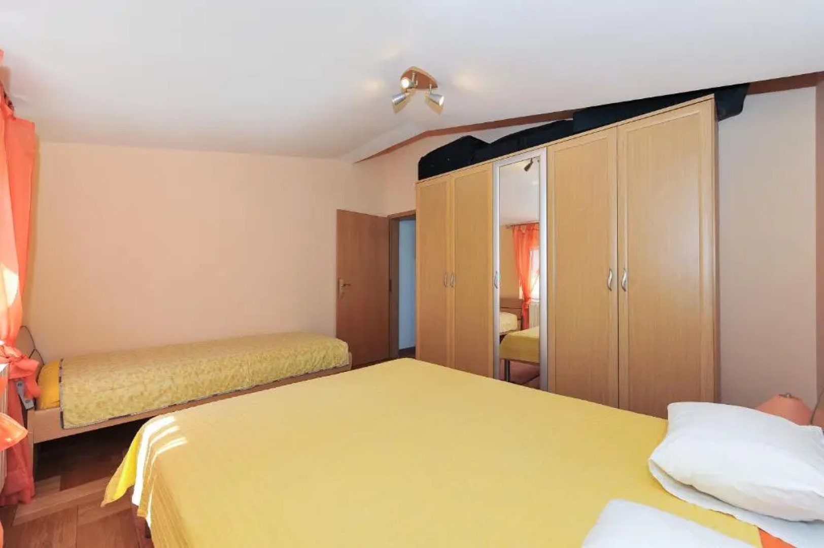 Apartments Dominique