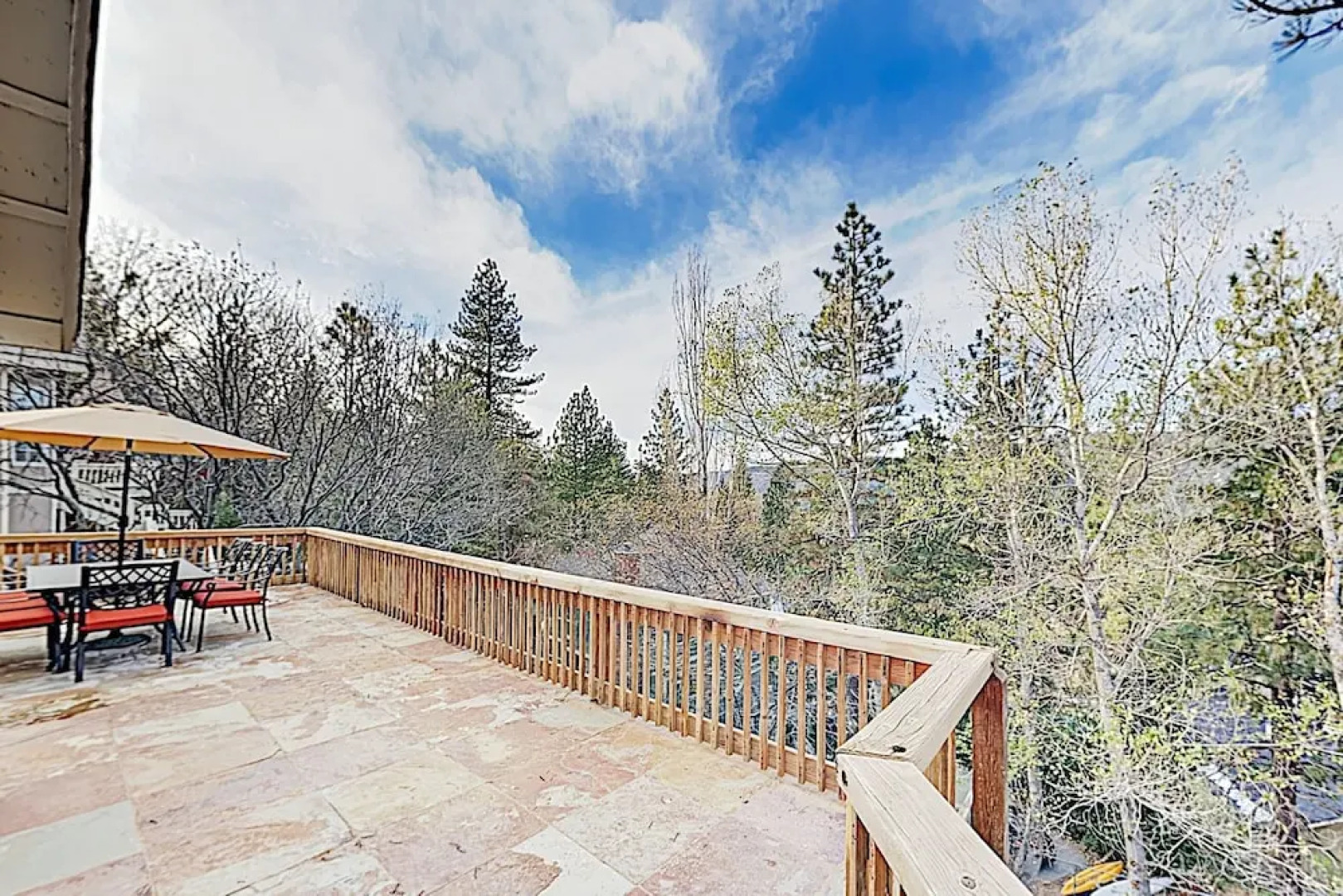 New Listing! Palatial Home W/ Huge Deck, Game Room Home