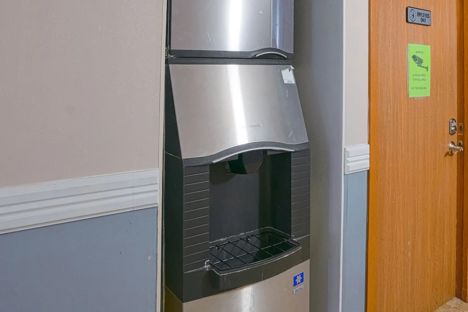 Asteria Inn and Suites