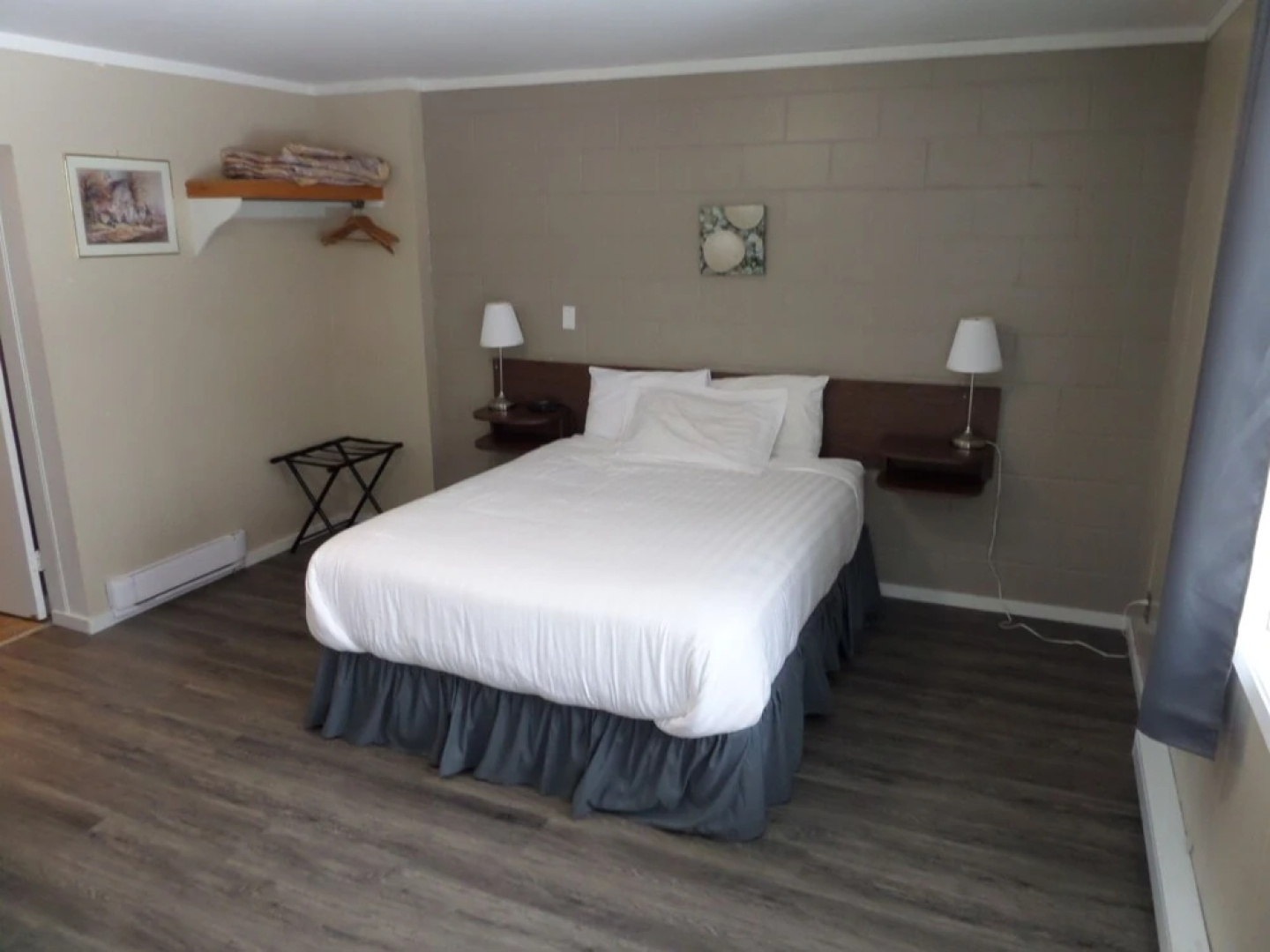 Ray Lyn Motel