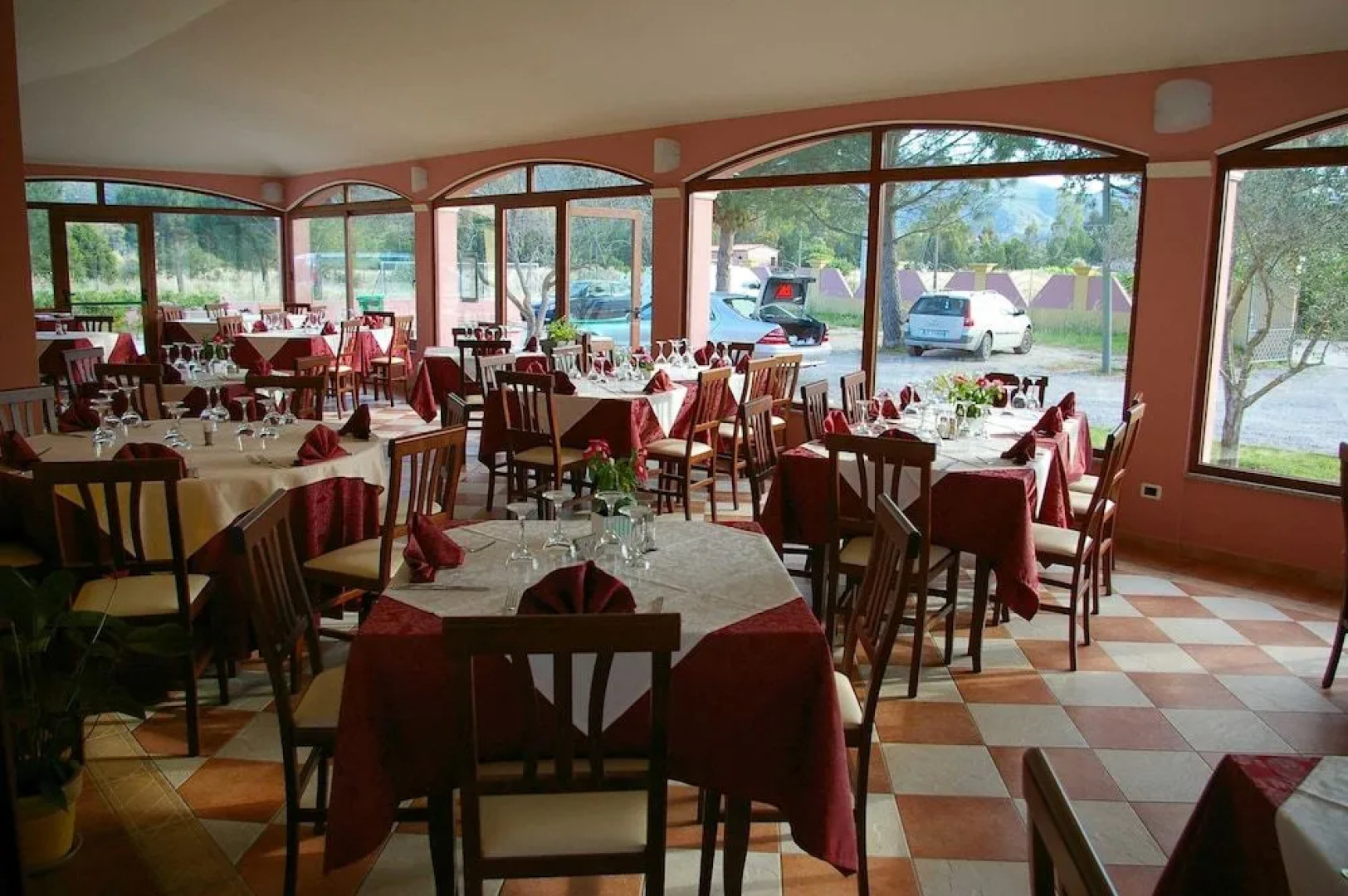 Rejna Residence Hotel