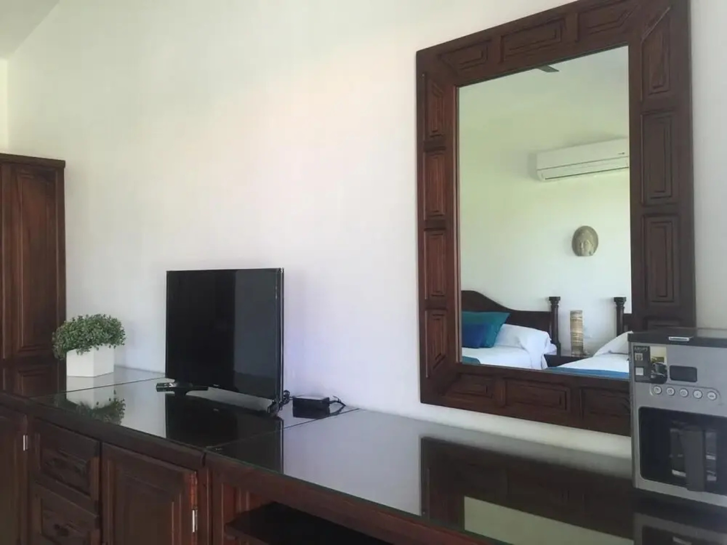 Ananta Hotel