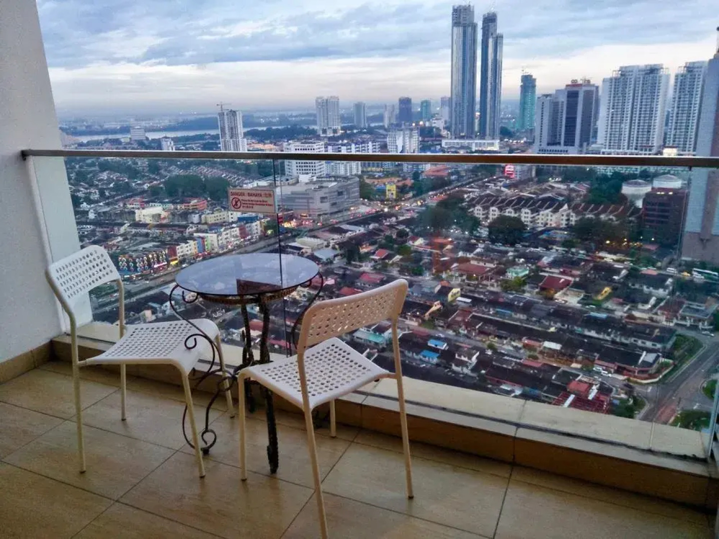 KSL JB City Sunrise View suite| NETFLIX |WIFI|6pax