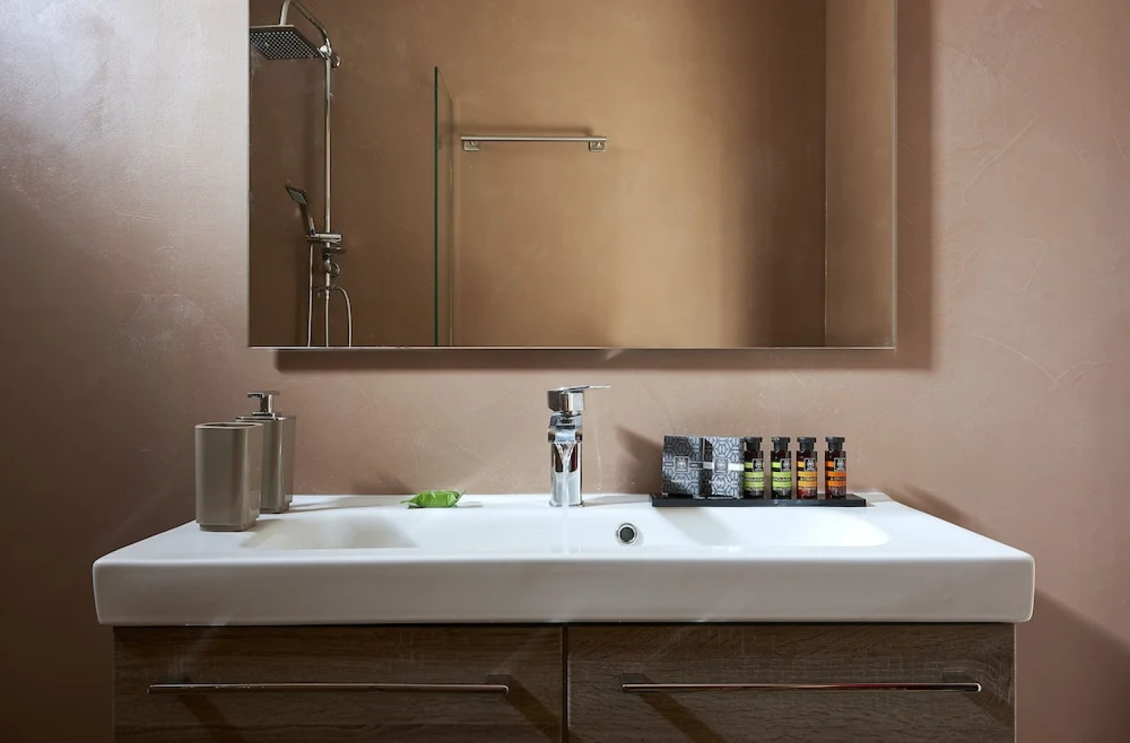 Elaia Luxury Suites Lagonissi